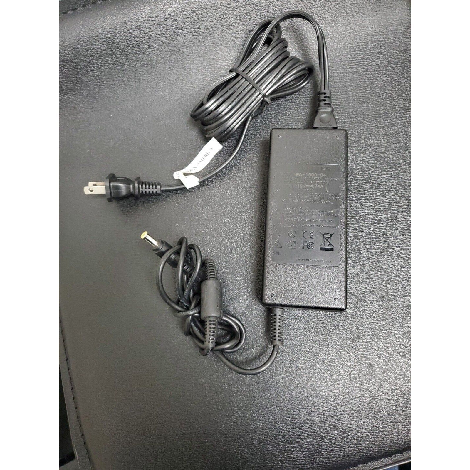 AC Adapter For ASUS PA-1900-04 PA-1900-05 PA-1900-24 PA-1900-36 PA-1900-36AS