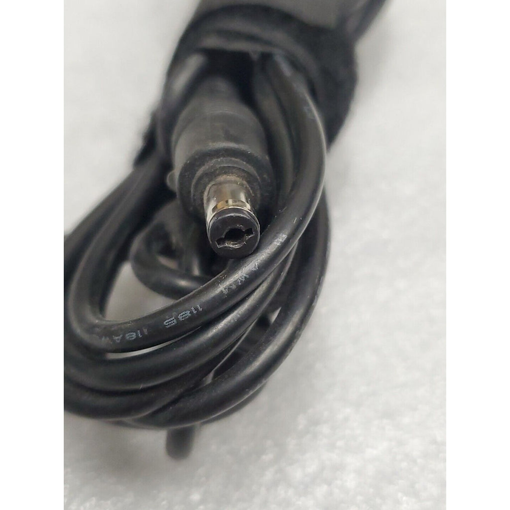 Dell OEM Laptop Charger 0C830M AD6513 19.0V 1.58A Plug Port Supply Cord