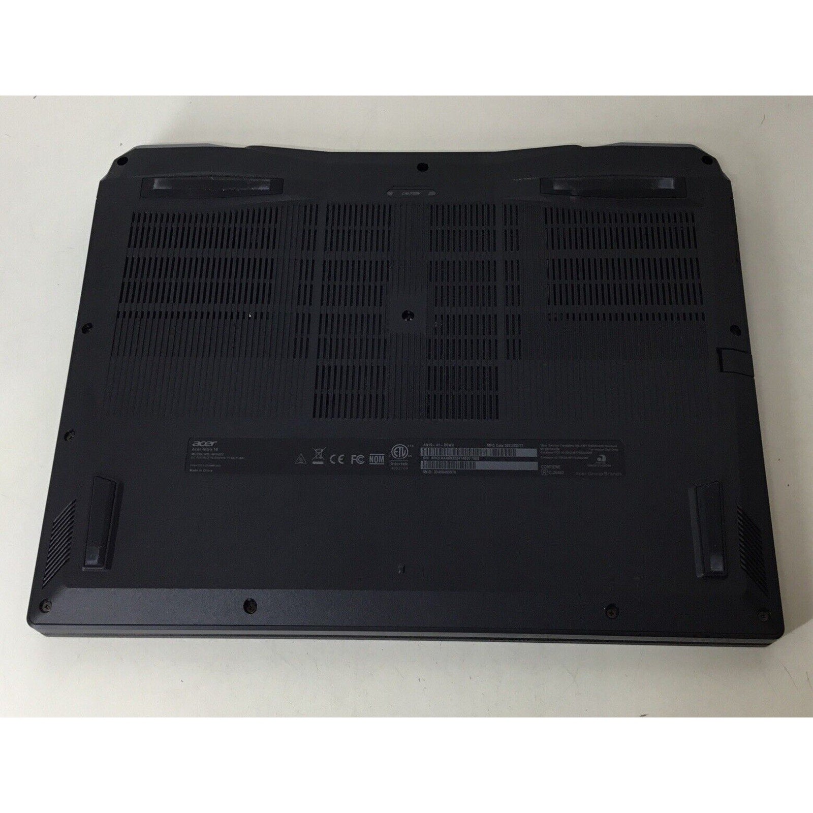 Acer Nitro 16 Gaming Laptop Ryzen 7 RTX 4050 16GB DDR5 1TB NVME AN16-41-R6WV