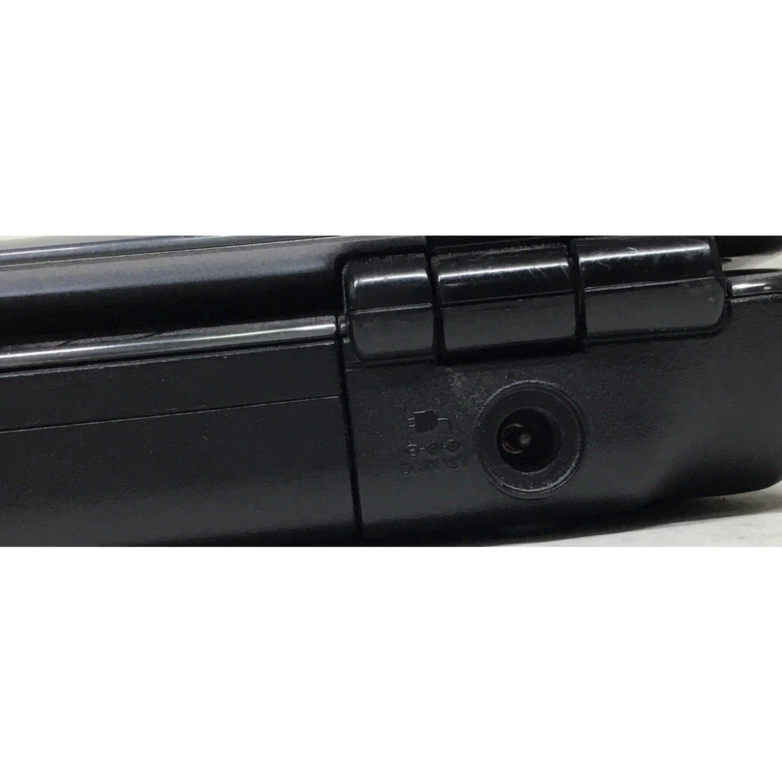 Parts Only Toshiba Satellite U405D-S2902 14.1'' Notebook / No Adapter / No HDD