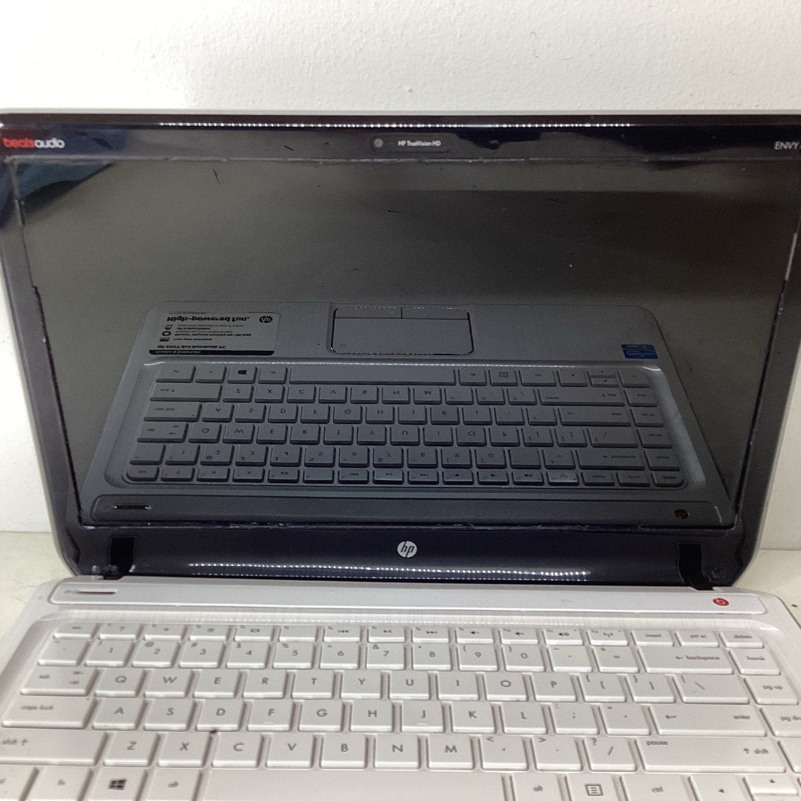 HP Envy dv4-5213cl 14" Laptop Intel Core i5-3210M 8GB RAM 750GB - For Parts