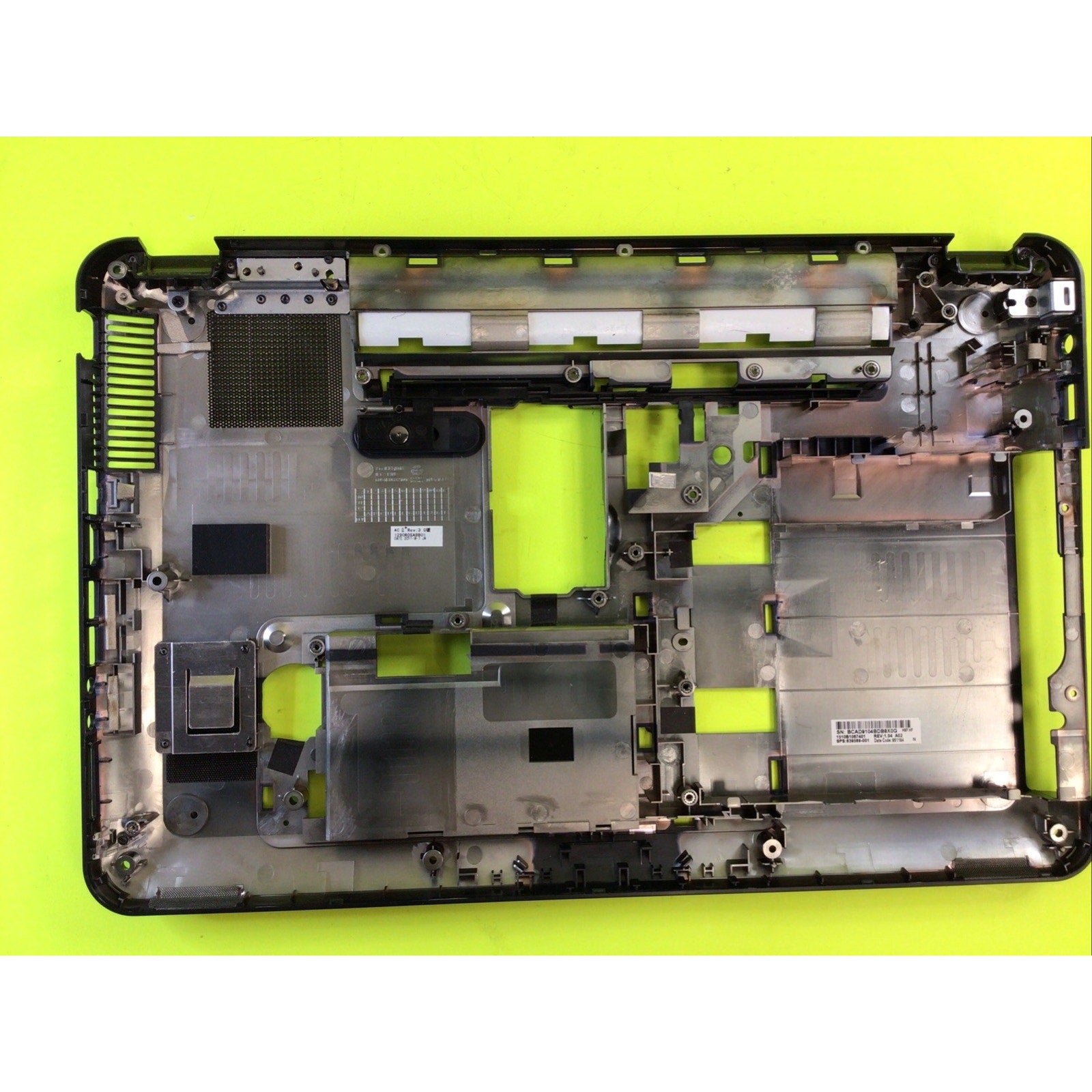 HP Pavilion G6-1C43NR Bottom Housing FOR PARTS or REPAIR