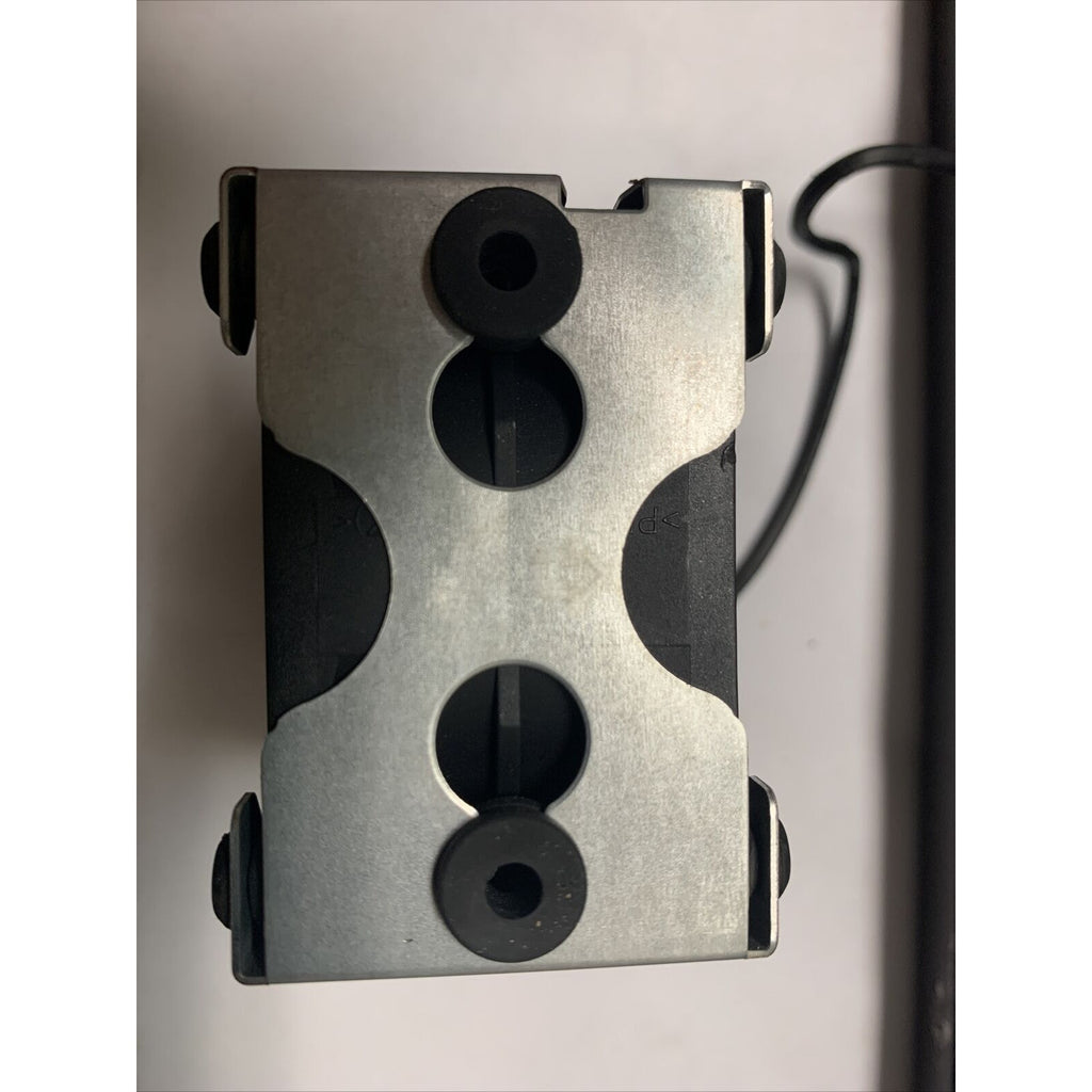 1KVPX Cooling FAN F7HNN-A00 For Dell PowerEdge R520 Server Fan 01KVPX