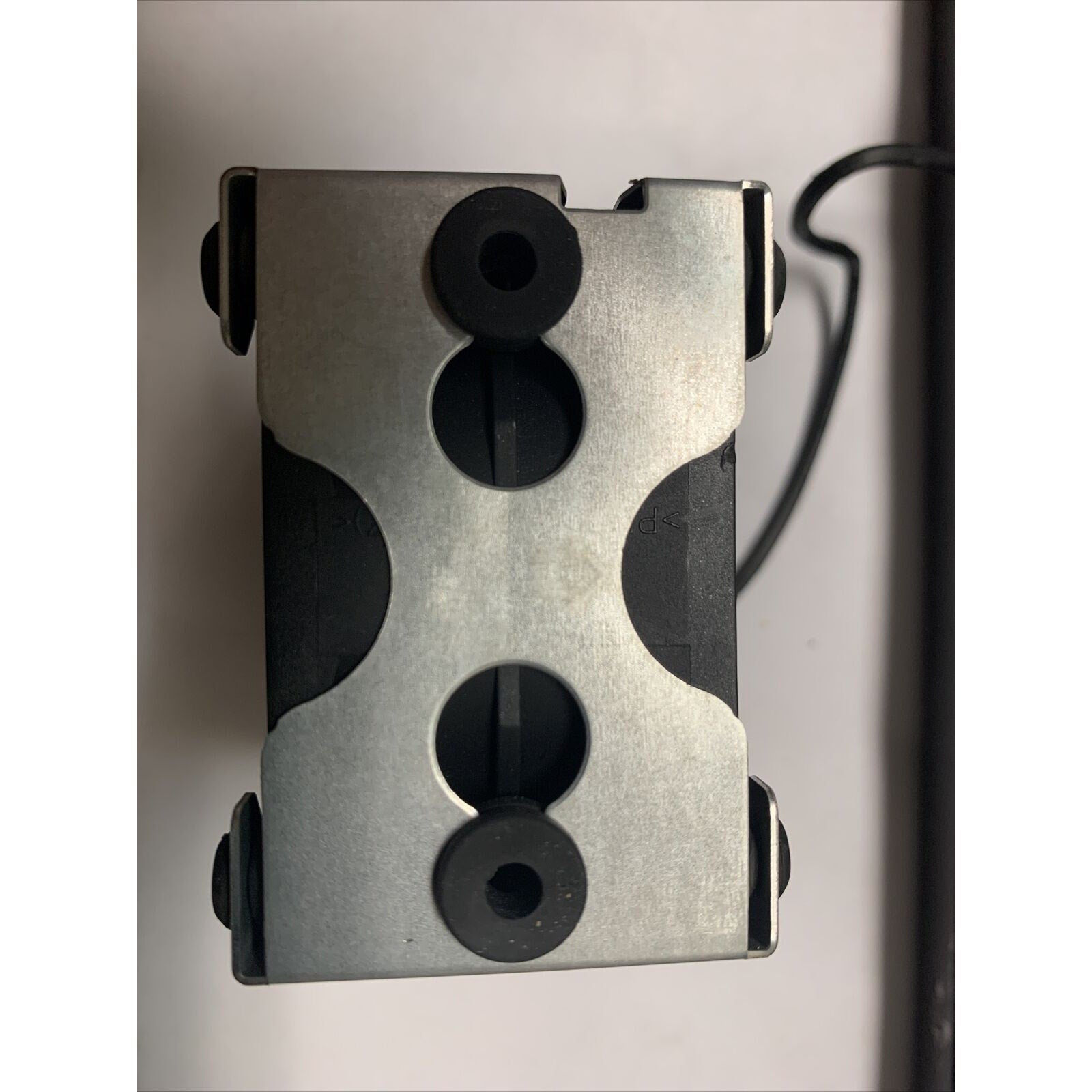 1KVPX Cooling FAN F7HNN-A00 For Dell PowerEdge R520 Server Fan 01KVPX