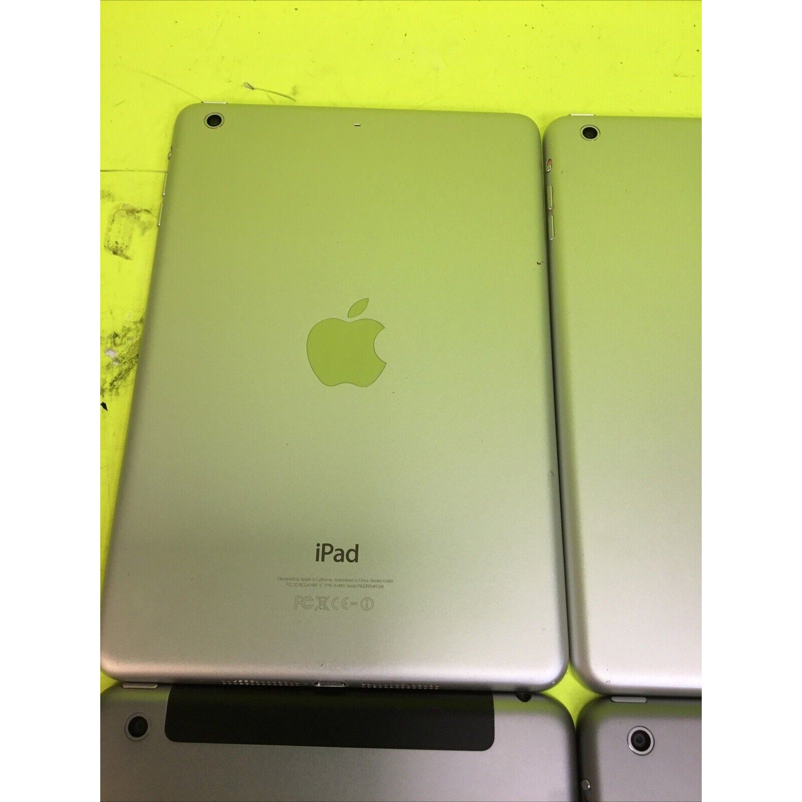 Lot of 4 Apple iPad Mini 1 and 2 FOR PARTS GOLD or RARE EARTH RECYCLE