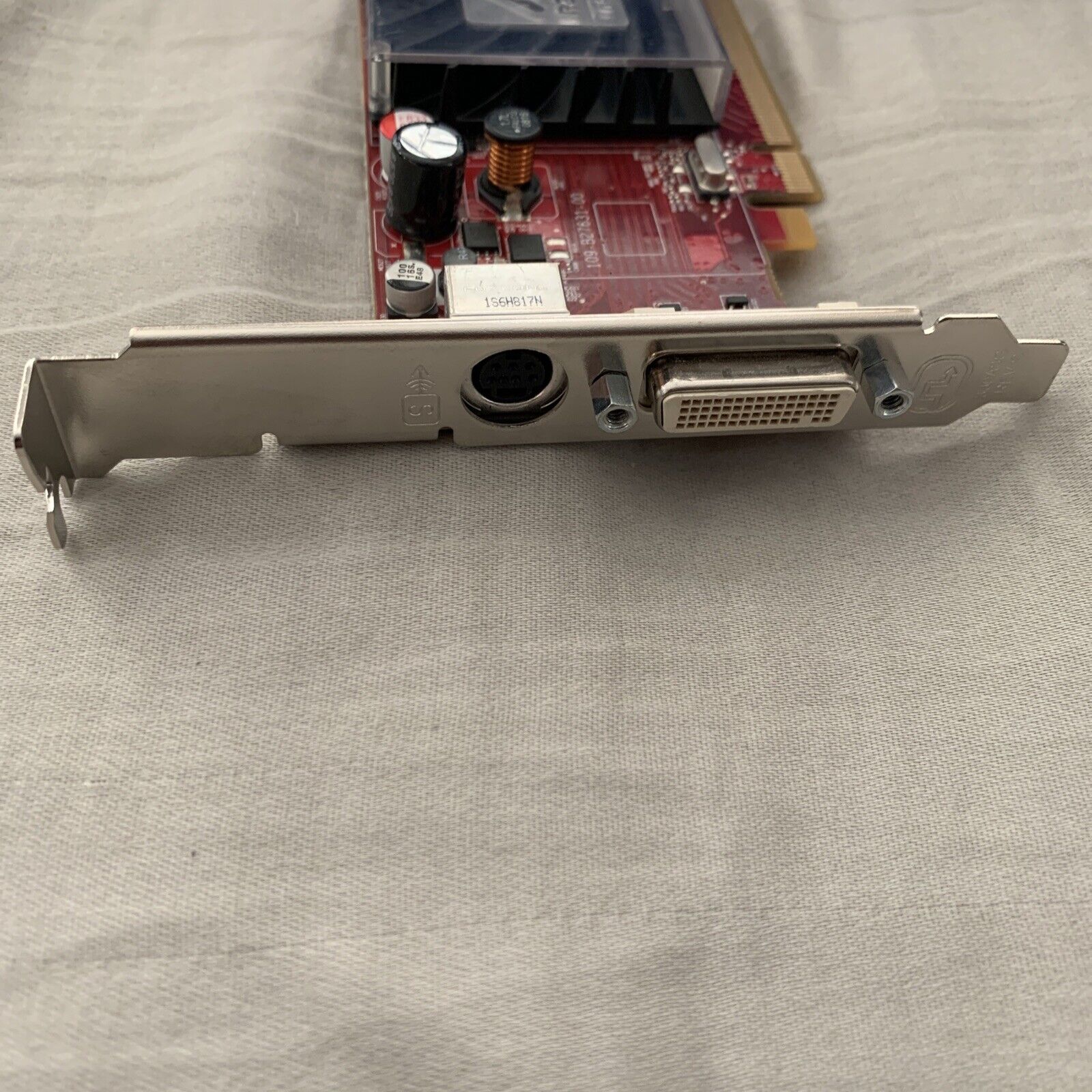 Dell ATI Radeon HD2400XT 256MB PCIe Video Graphics Card 102-B2760701 0FM351