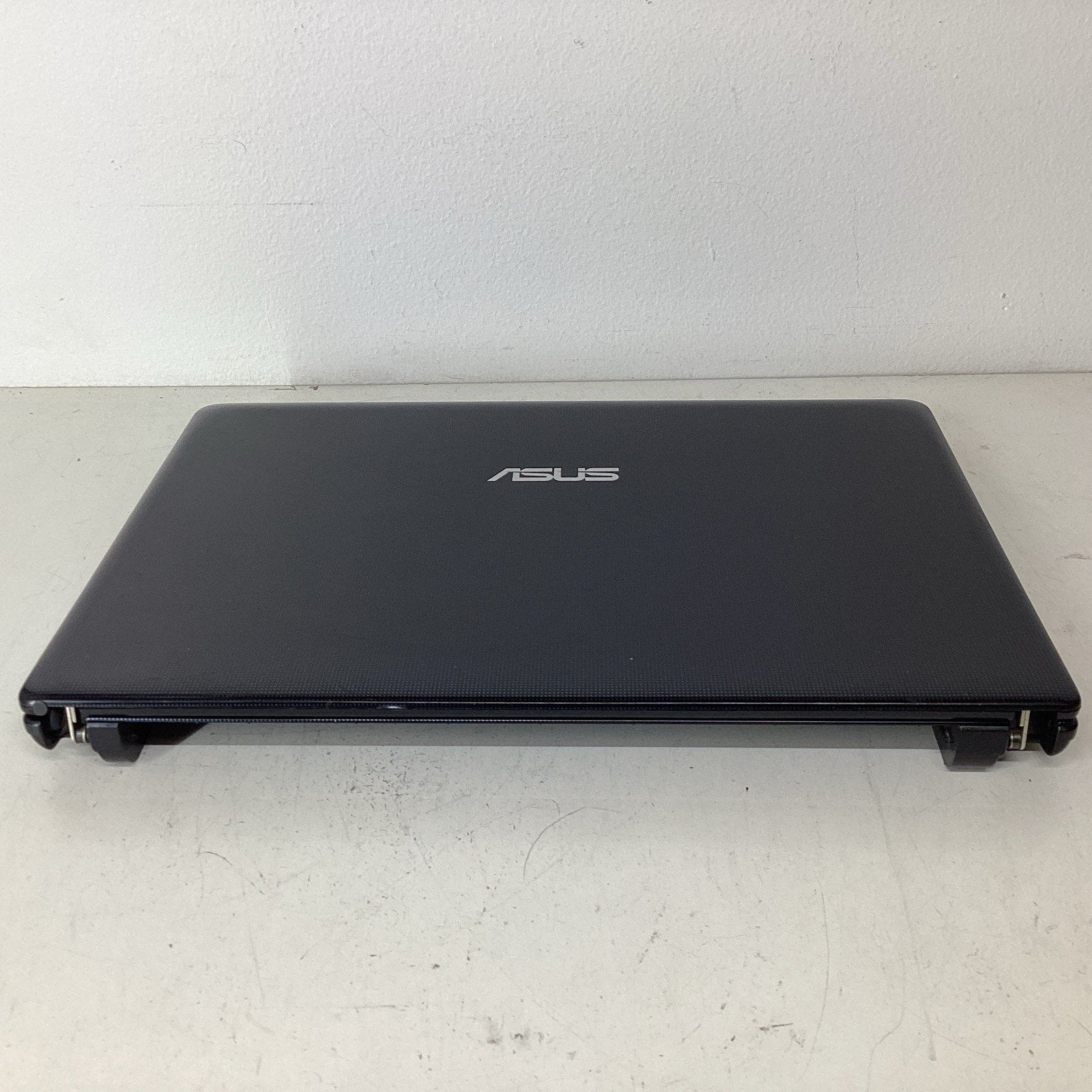 ASUS X401A-BCL0705Y 14" Ultrabook Notebook 4GB RAM 320GB HDD - For Parts