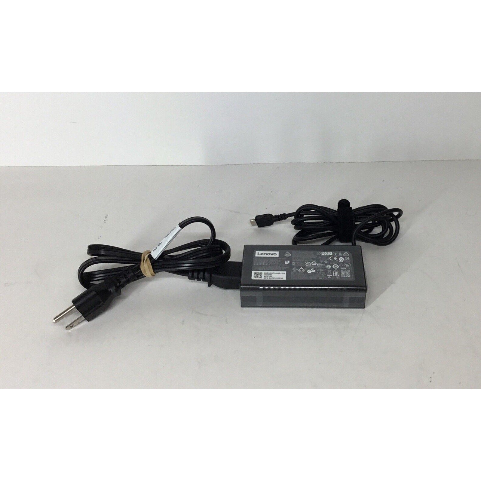 Lenovo Power Supply ADL100YCC3A 100W AC/DC Adapter w/ Cables