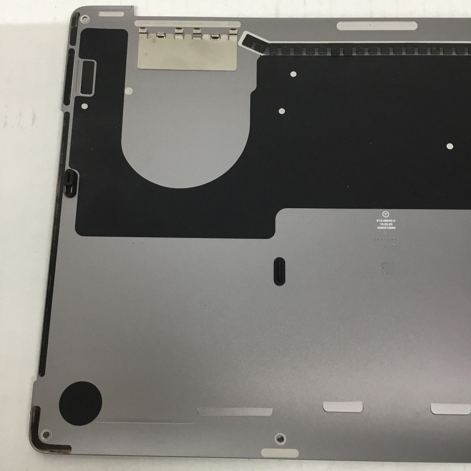 13" MacBook Pro 2018 2019 Space Gray Lower Bottom Case Plate MV962LL/A A1989