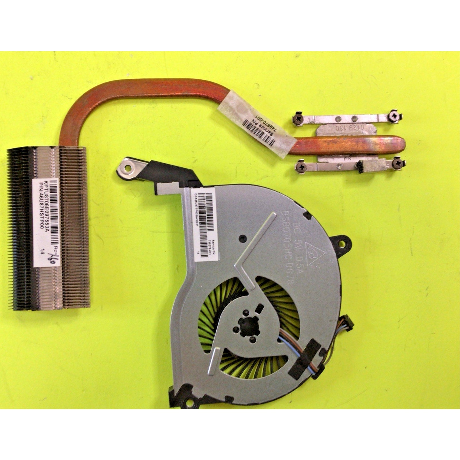 HP 15-f033wm Heat Sink and Fan Assembly 46U87HSTP00 749670-001