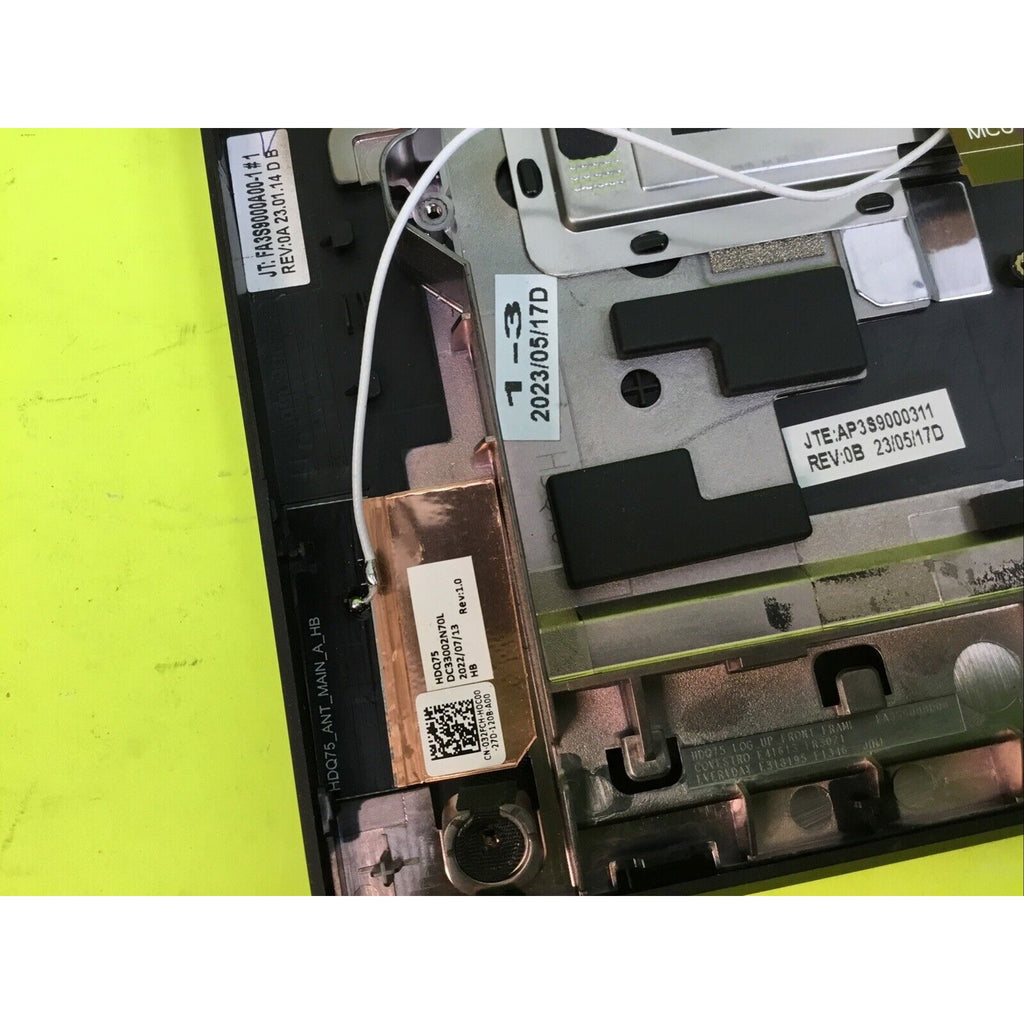 Dell Alienware M17 R5 Laptop Palmrest VNRXH FOR PARTS or REPAIR