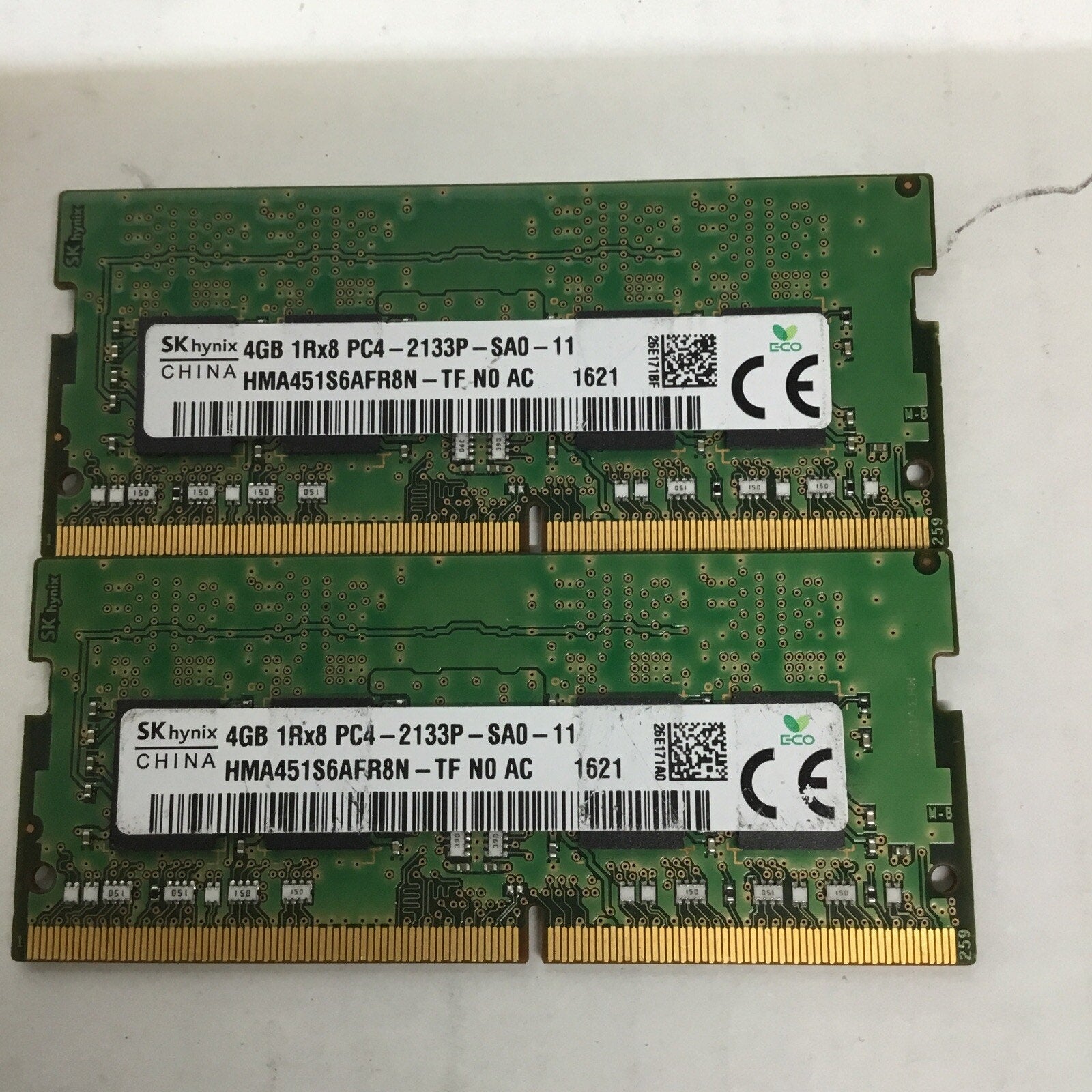 SK HYNIX 8GB (2x4GB) 1Rx8 PC4-2133P PC4-17000 DDR4 Laptop RAM (HMA451S6AFR8N-TF)