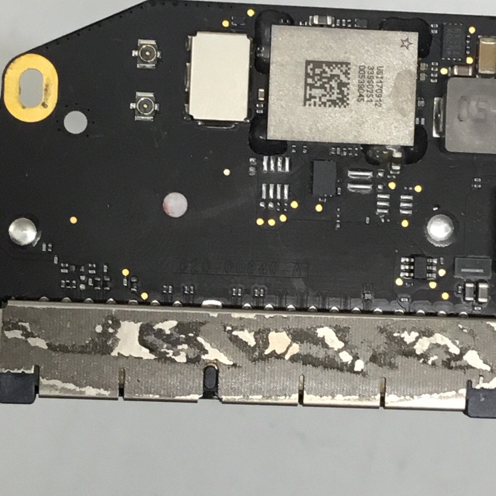 Macbook Pro A1708 2017 i5 2.3GHz Logic Board 820-00840-A READ DESC
