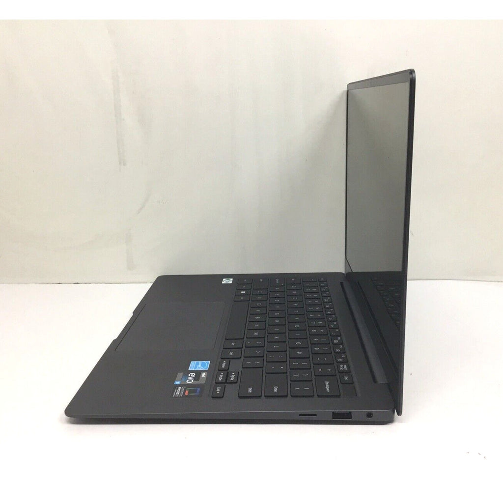 Samsung Galaxy Book3 Pro 14 NP944XFG-KC2US 2023 i5-1340P 16GB RAM 512GB Laptop