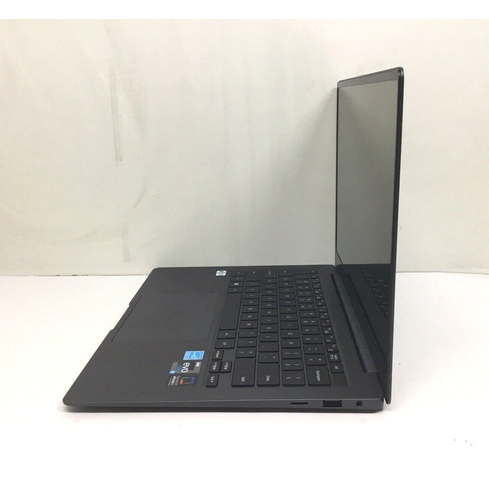 Samsung Galaxy Book3 Pro 14 NP944XFG-KC2US 2023 i5-1340P 16GB RAM 512GB Laptop