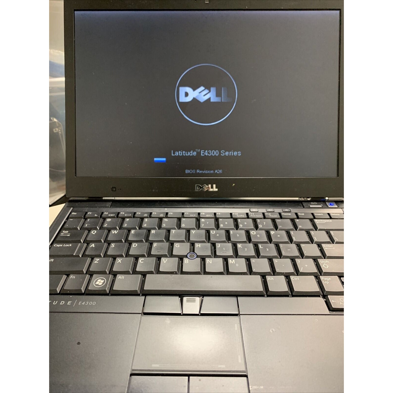Dell Latitude E4300 Intel Core 2 Duo P9600 4GB RAM - No HDD/OS, No Power Adapter