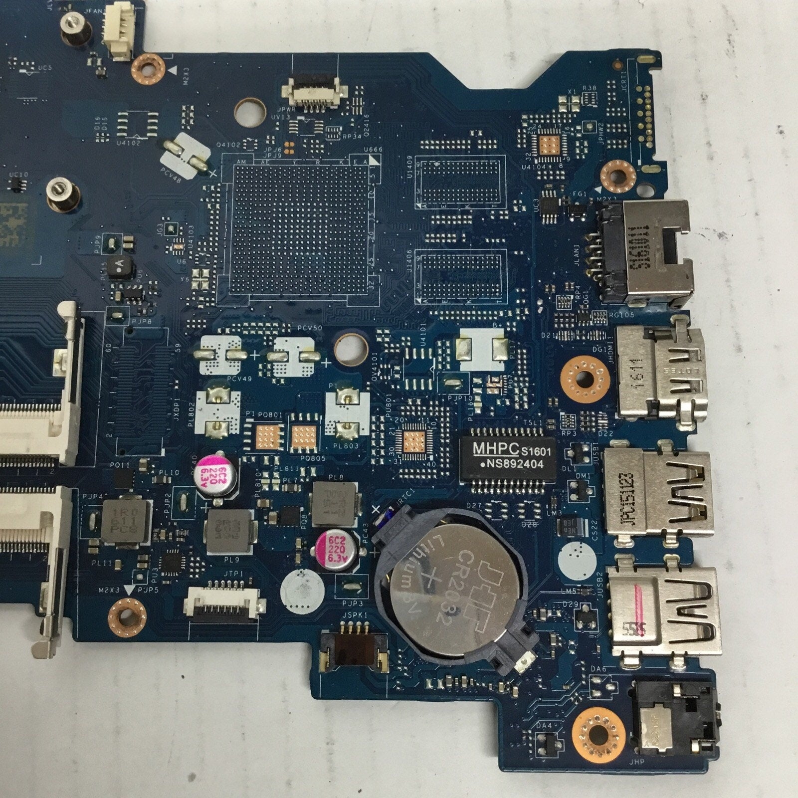 For parts 825034-501 LA-C701P HP MOTHERBOARD INTEL I3-5020U 15-AC AS IS