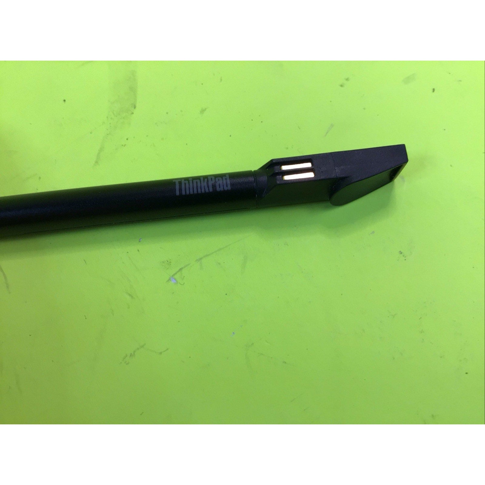 Lenovo ThinkPad Yoga 4 Stylus and Bracket