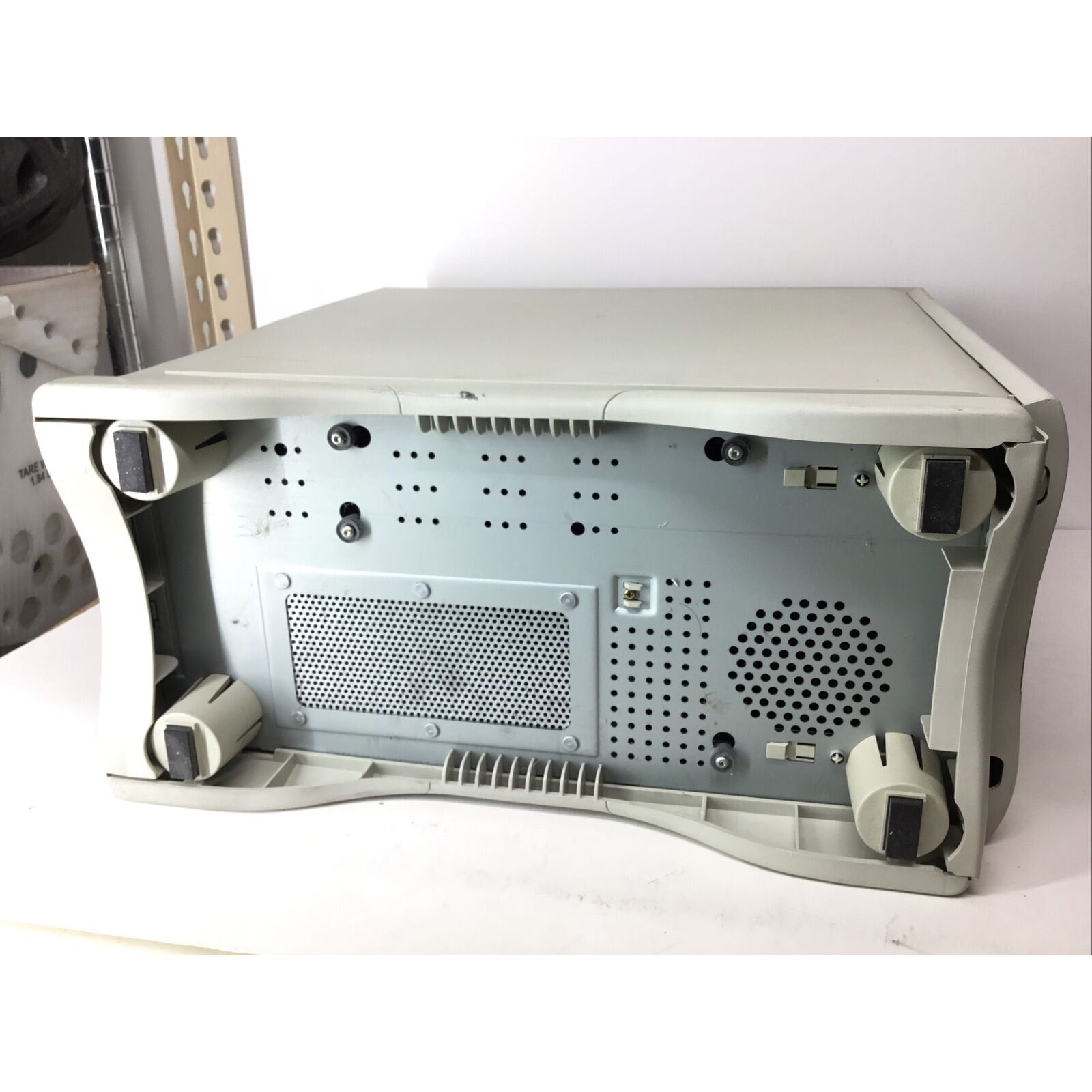 READ - Apple Macintosh Performa 6400/180 Desktop Computer Only