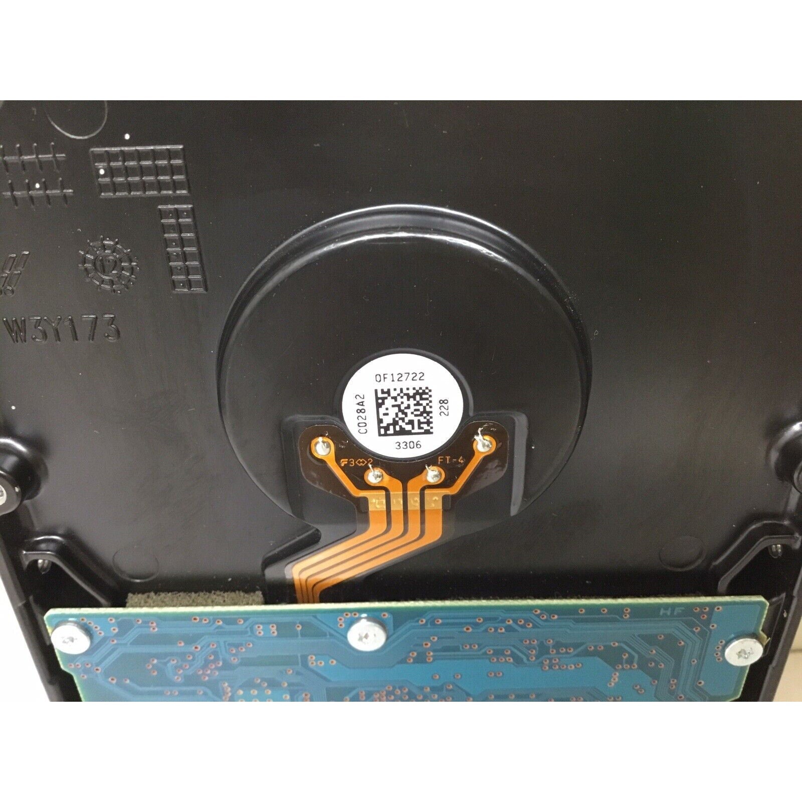 Toshiba 2TB HDD 7200RPM 64MB Cache SATA III 6.0Gb/s 3.5" Hard Drive DT01ACA200