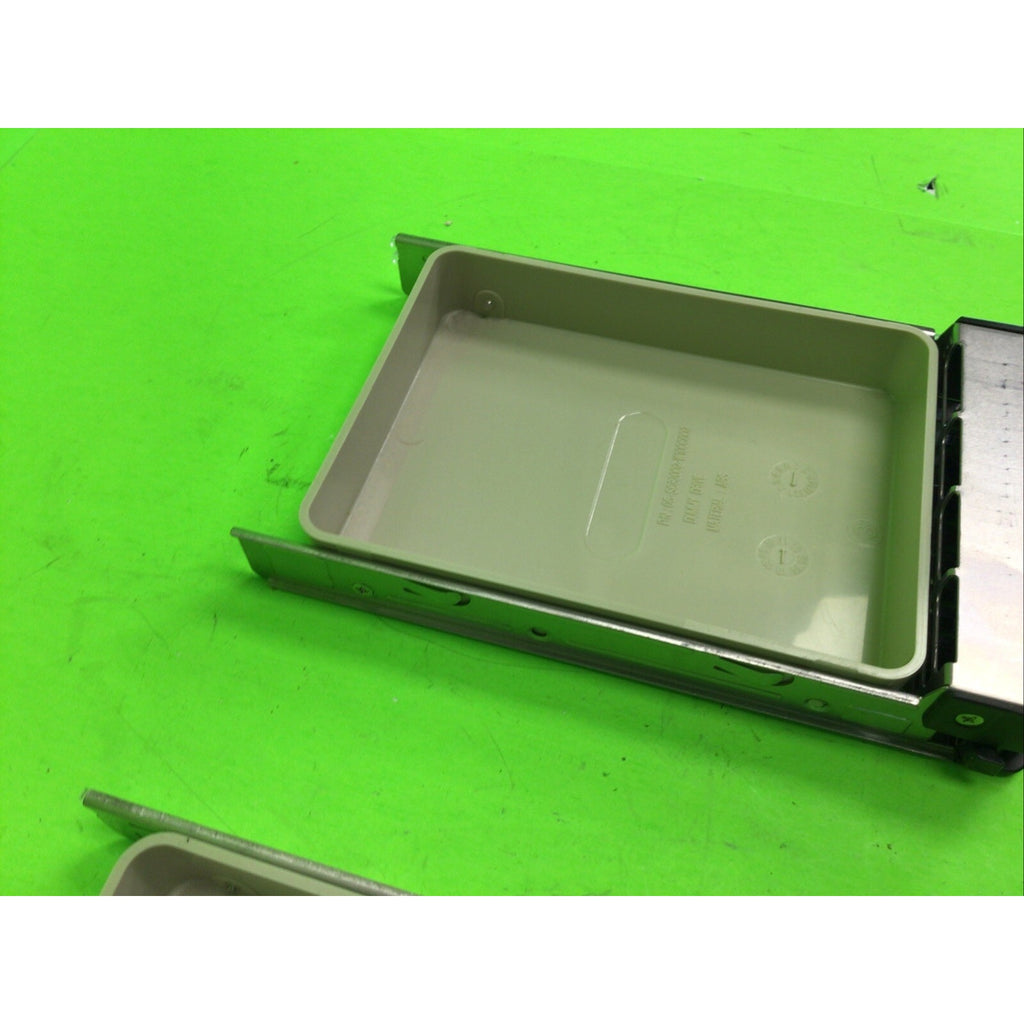 Lot of 2x Supermicro 3.5 Hot Swap Hard Drive Storage Caddy 05-SC82002-W100C002