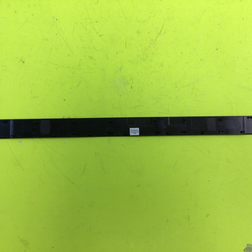 ASUS ProArt Studiobook 16 H7604J Rear LCD Hinge Cover Bezel EBEXK004010