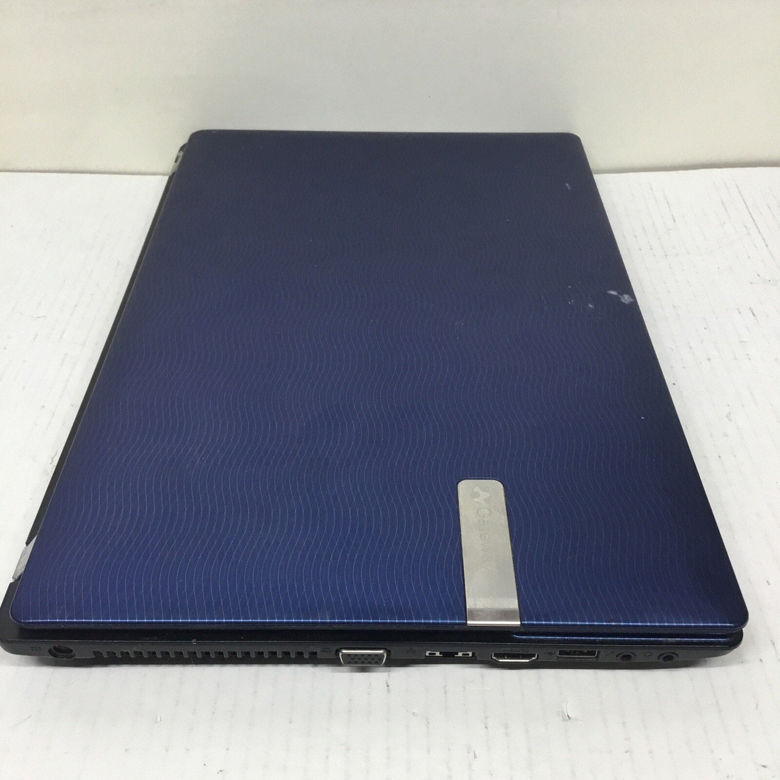 For Parts Gateway NV53A Laptop / No HDD / No Adapter / Bad Battery