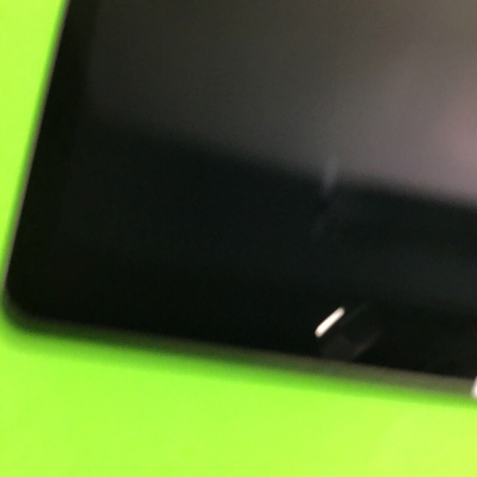 Lot of 2x Apple iPad 5th Gen a1823 and a1822 FOR PARTS ONLY