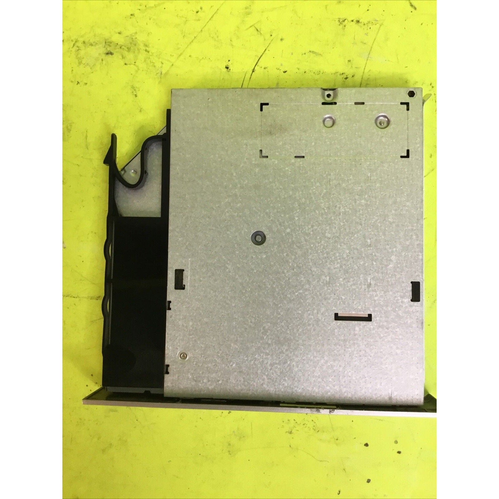 Hp DU-8AESH-EEC DVD/CD Rewritable Drive. HP PN: 849055-HC1