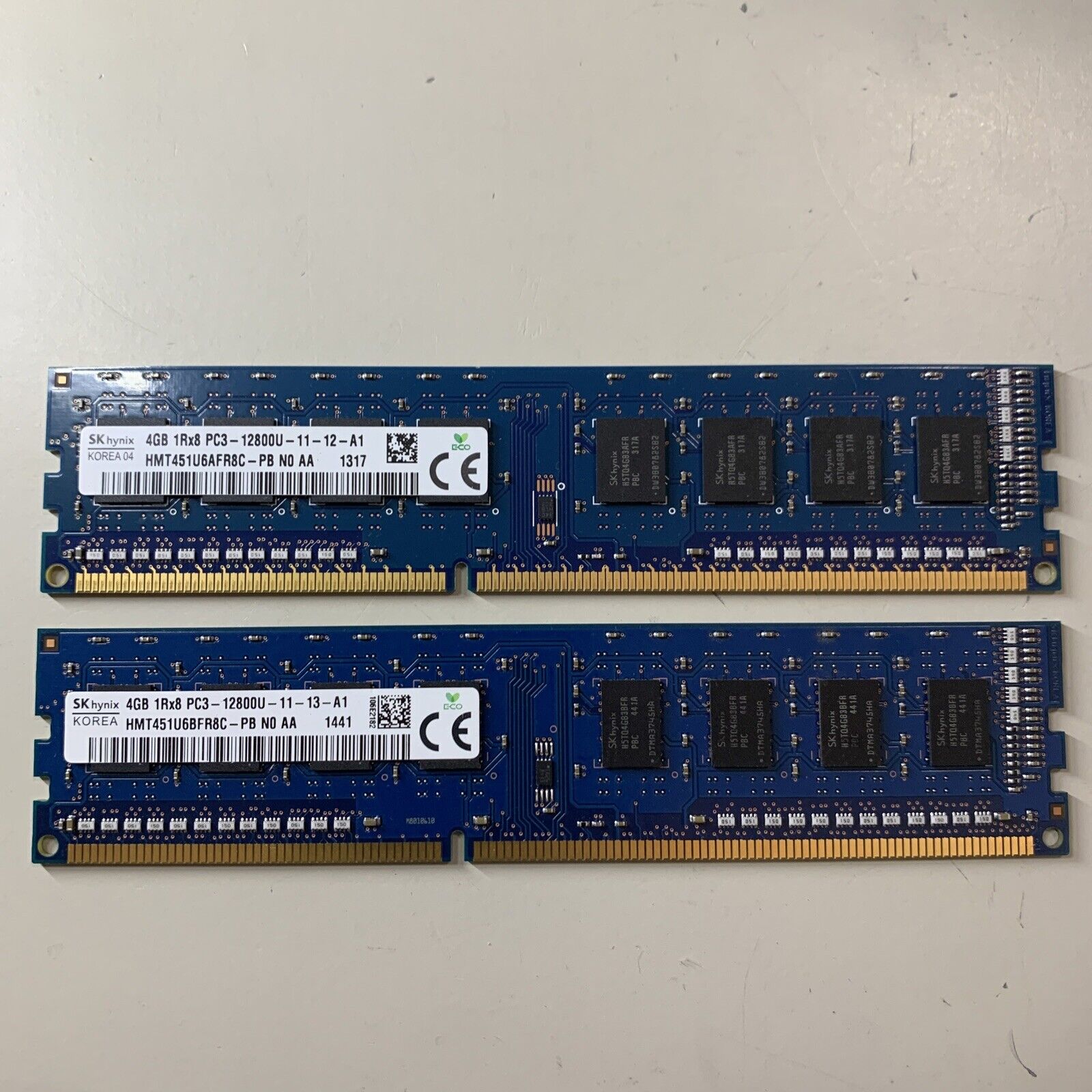 Lot of 2 Hynix 4GB DDR3 1600 desktop DIMMs PC3-12800U RAM HMT451U6AFR8C-PB 1Rx8