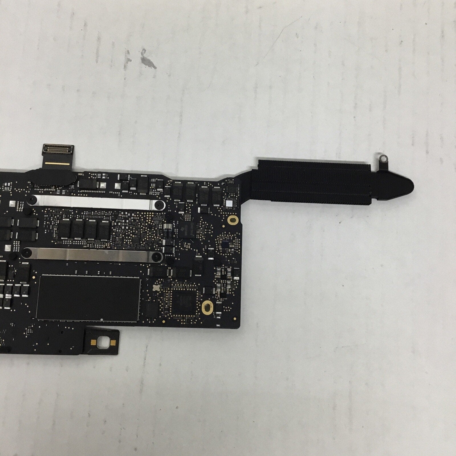 FOR PARTS Apple MacBook Pro 13" A1708 2016 i5 2.0GHz Logic Board 820-00875-01