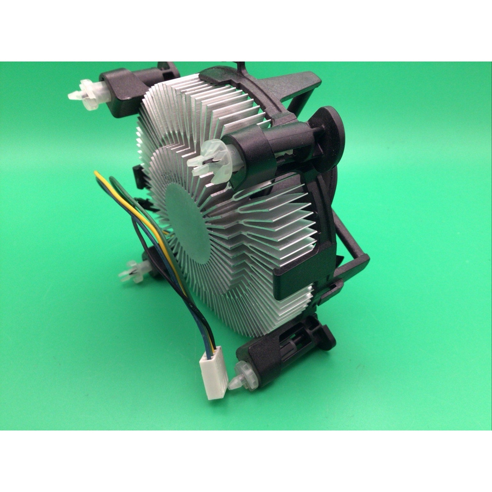 Intel E97379-003 Socket LGA 1150 1155 1156 CPU Heat Sink and Fan FOR PARTS