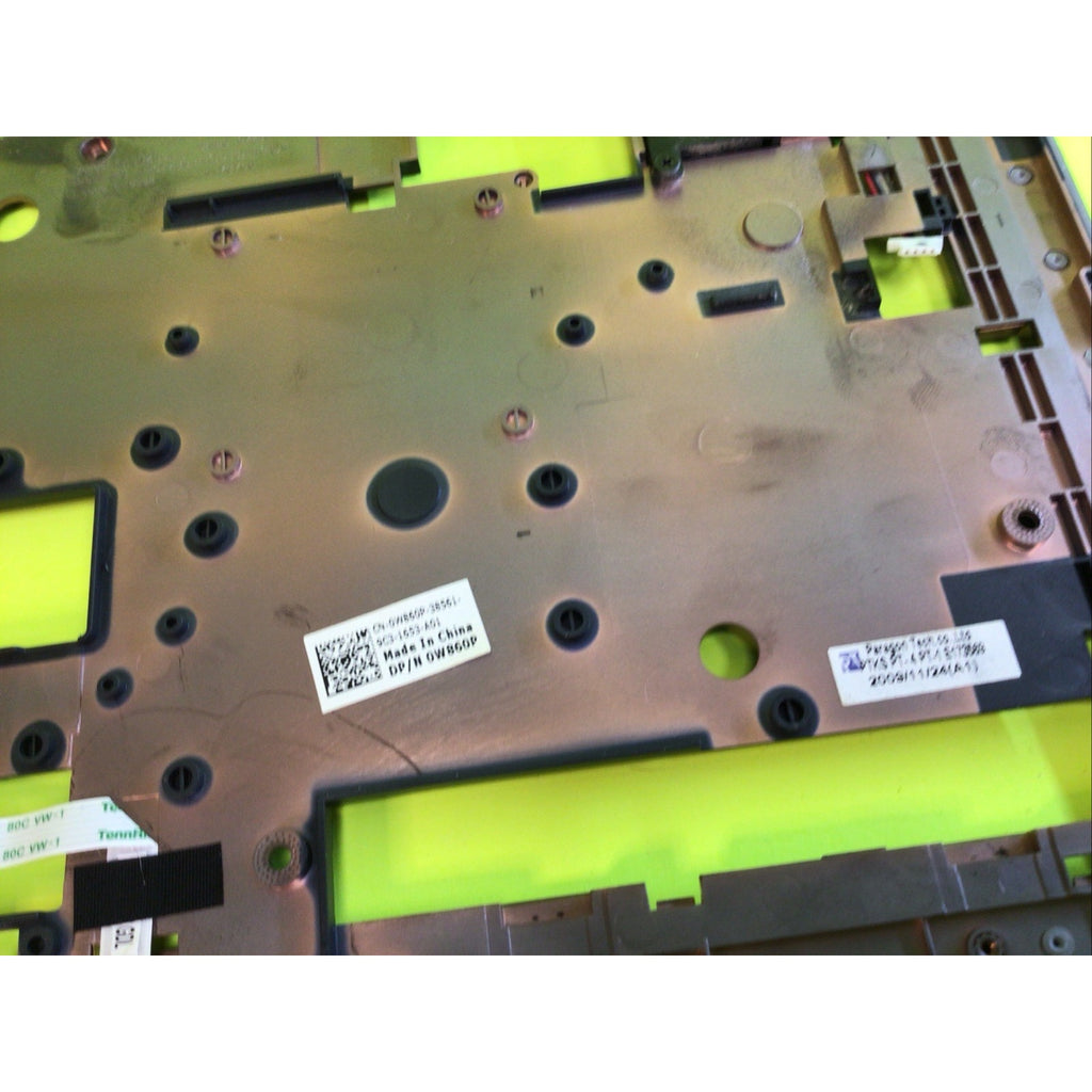 Dell Studio 1555 Palmrest W/ Touchpad 0W860P W860P