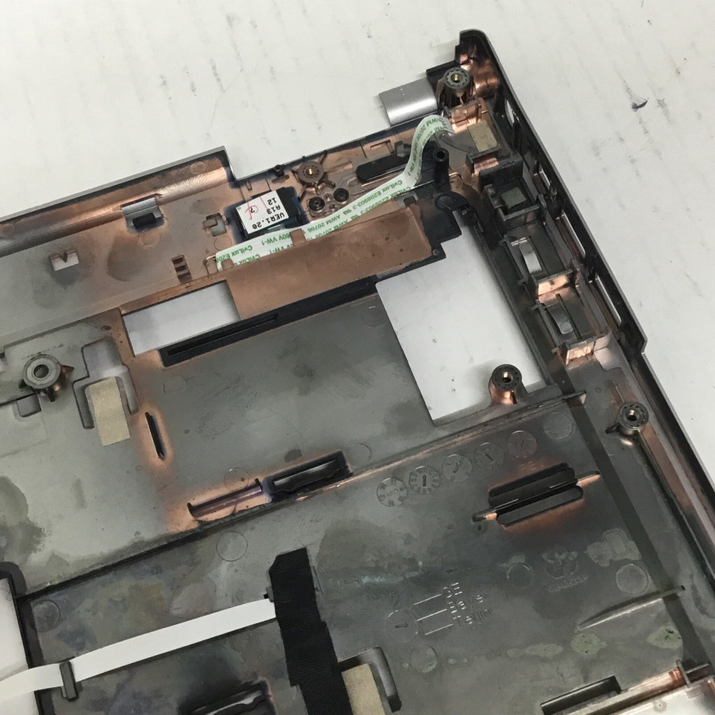 HP EliteBook 8460p Laptop Palmrest w/Touchpad 642744-001