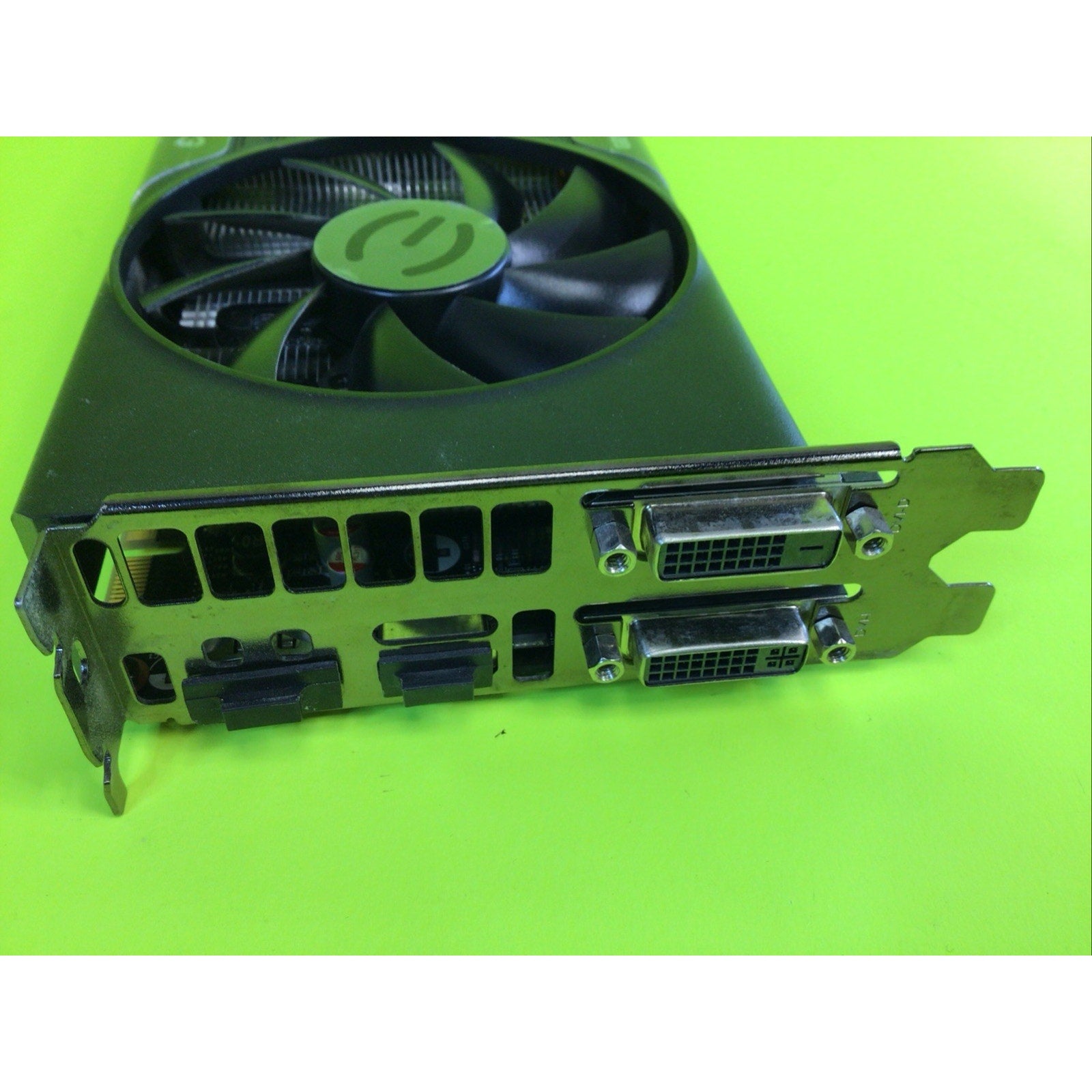 EVGA GeForce GTX 760 2GB Graphics Card (02G-P4-2765-KR)