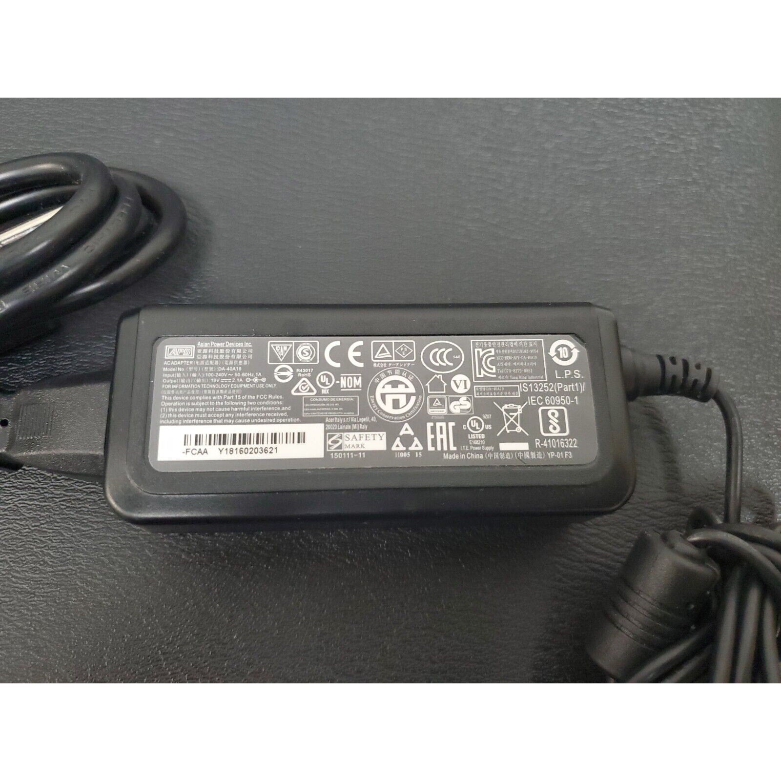 ORIGINAL AC Adapter Charger Power Cord for Asus APD DA-40A19 Y18160203621