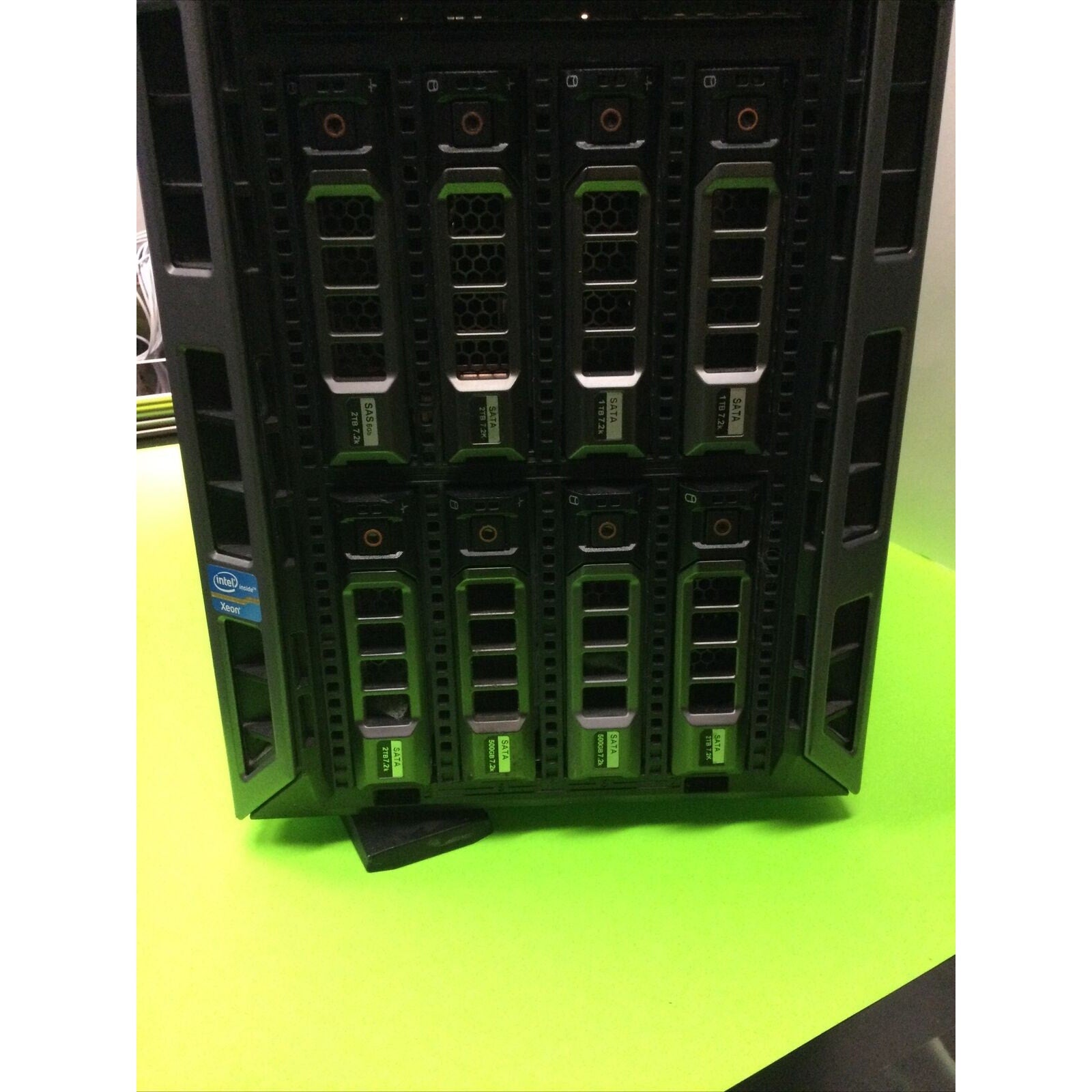Dell PowerEdge T320 Server Intel Xeon E5-2450 @ 2.10 GHz 32GB RAM NO HDD