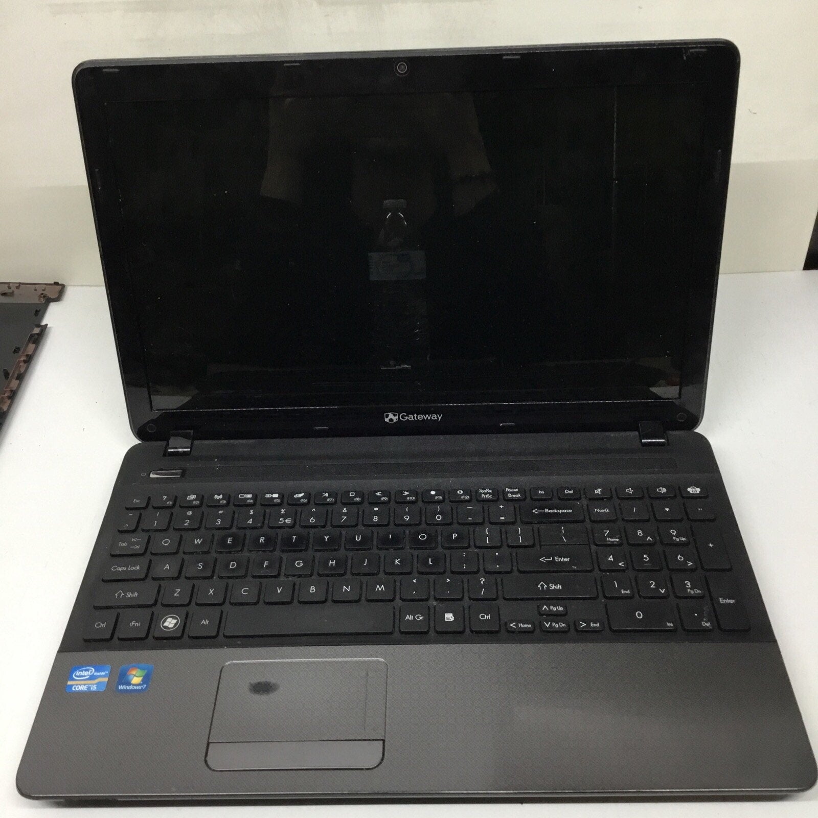 Gateway P5WS0 Laptop Intel Core i5 FOR PARTS READ DESC