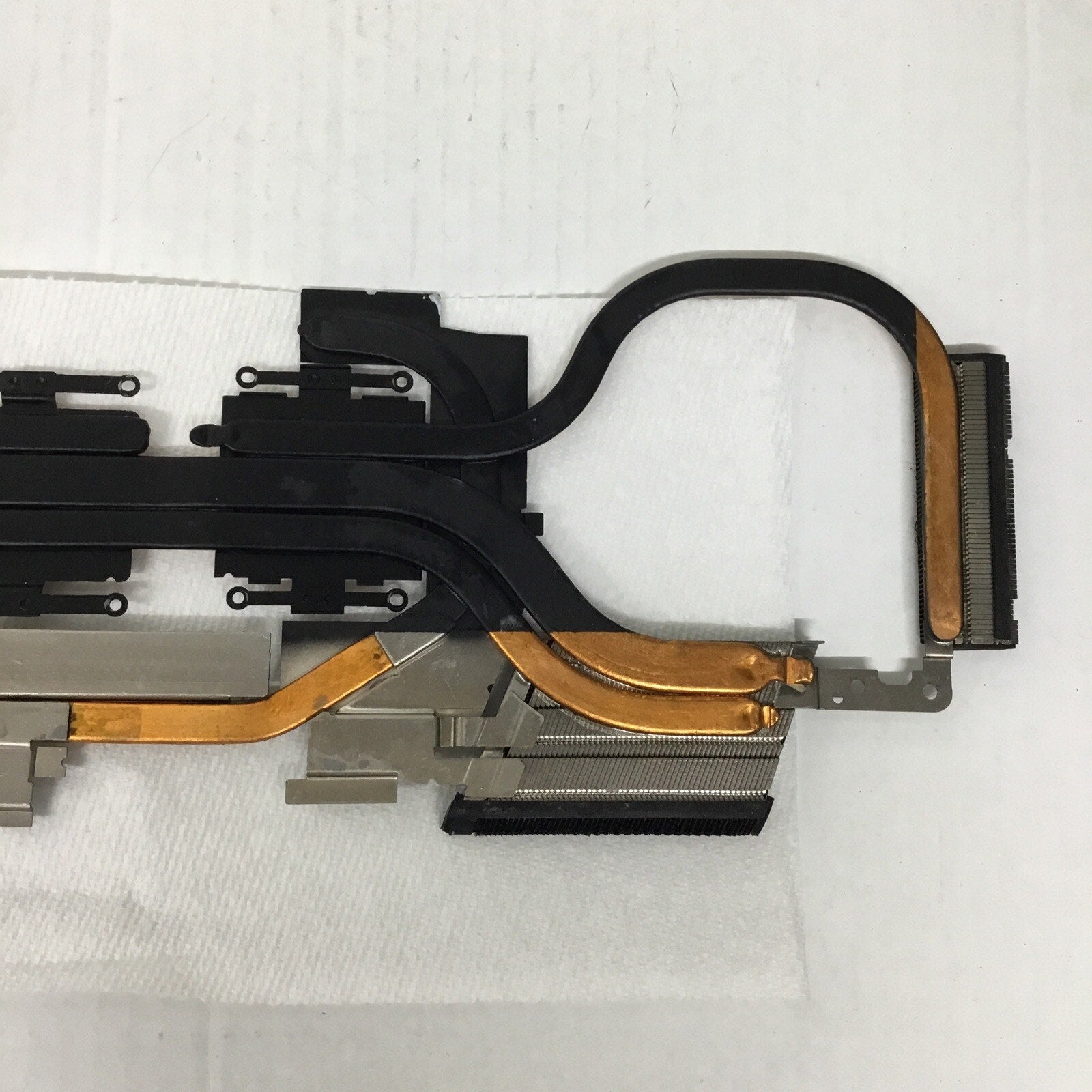 Asus Rog Zephyrus M 15.6" GU502GU-XH74-BL OEM Cooling Heatsink 13NR0240AM0111