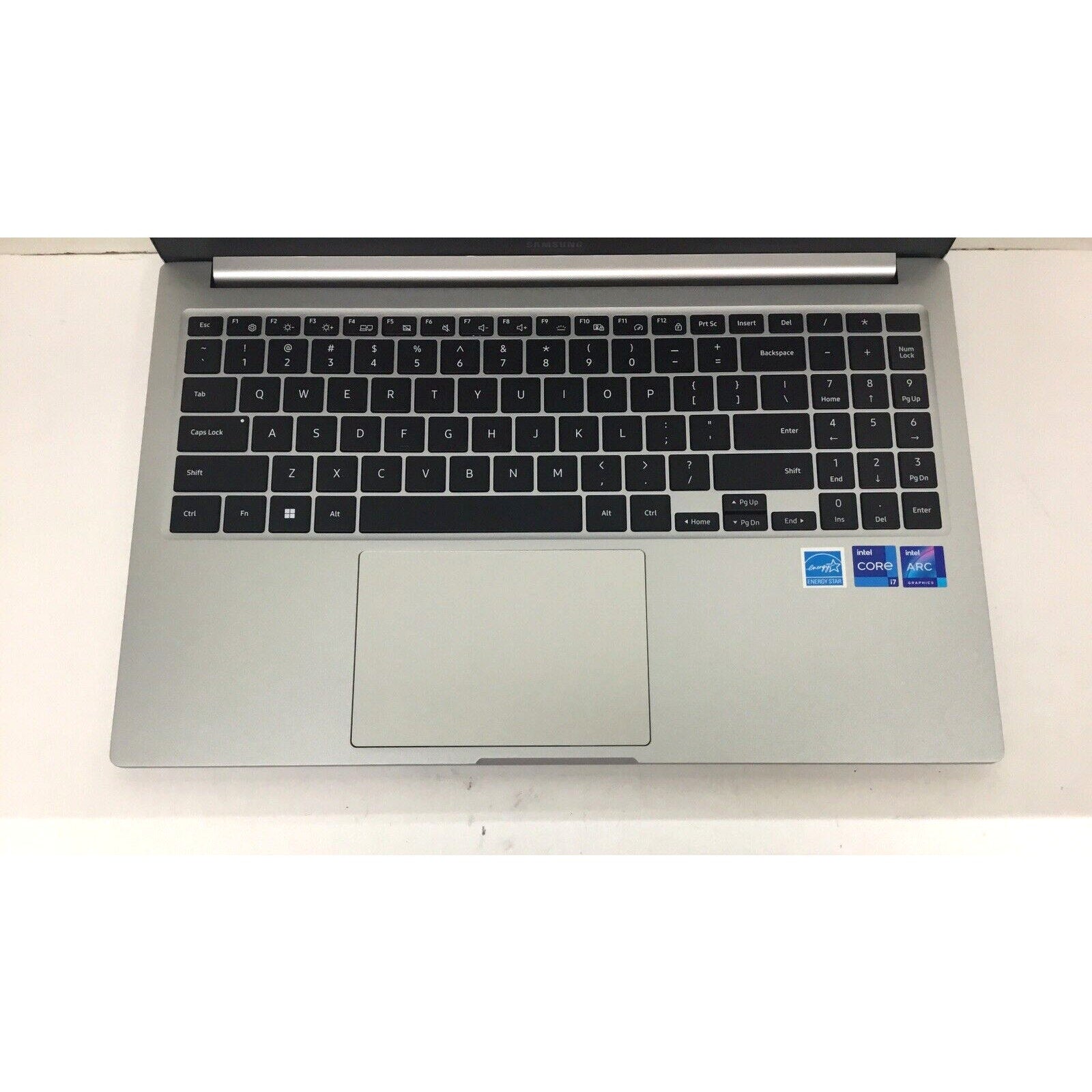 Samsung Galaxy Book3 15.6" FHD i7-1360P 16GB 512GB Wi-Fi 6 W11 - NP750XFH-XB1US