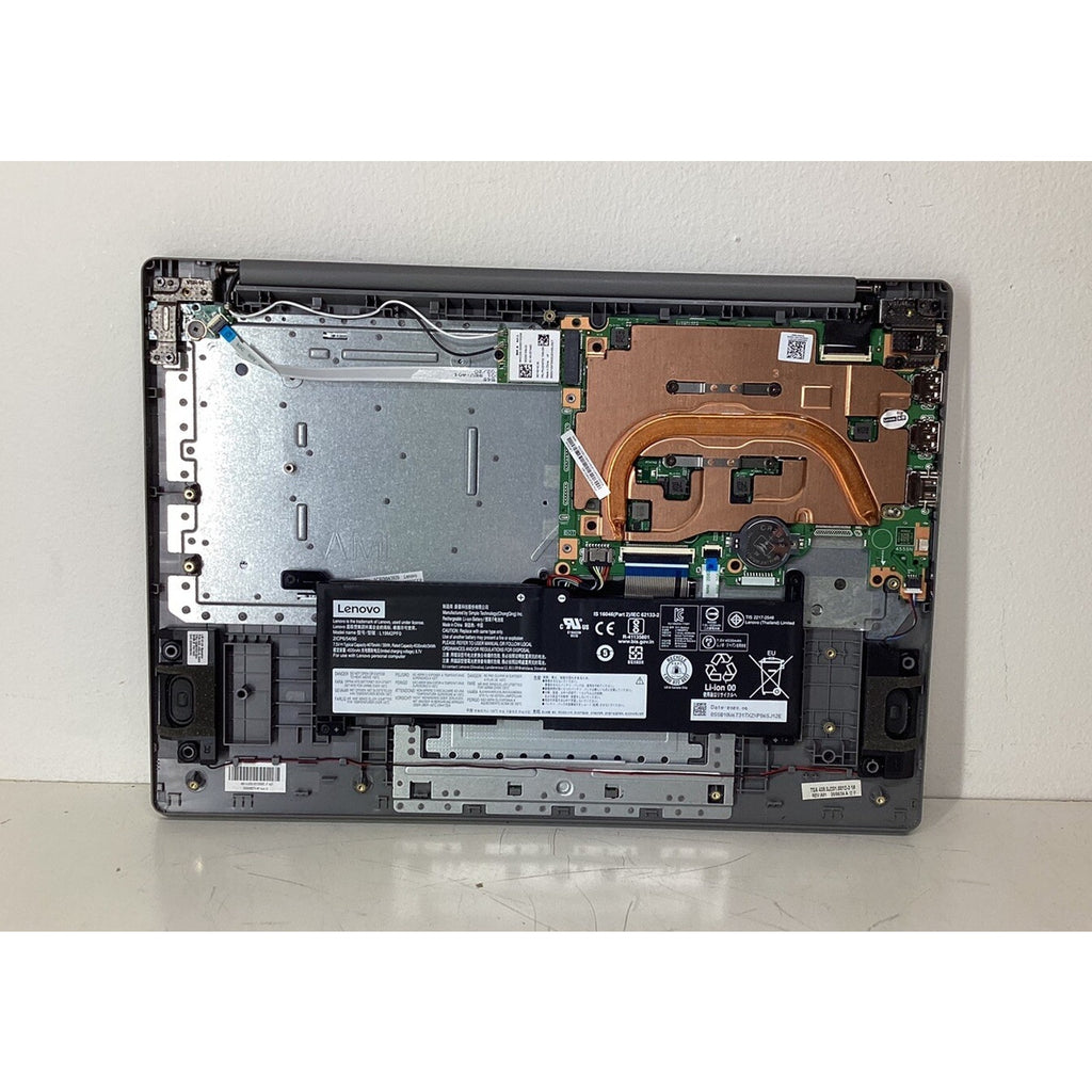 Lenovo IdeaPad Slim 1-14AST-05 14" AMD A6 No HDD/SSD, RAM - For Parts