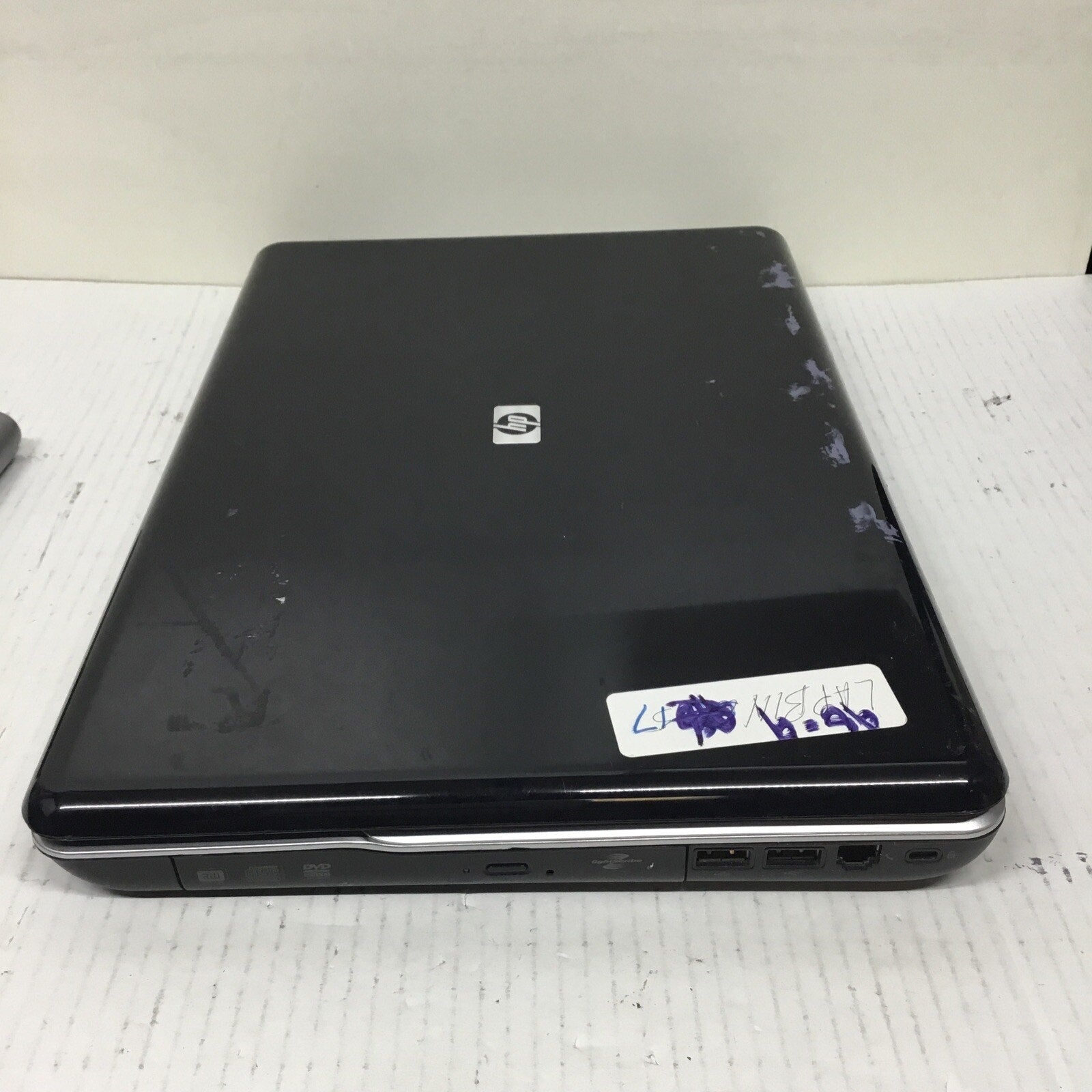 HP G60 Windows 7 Laptop READ DESC FOR PARTS.