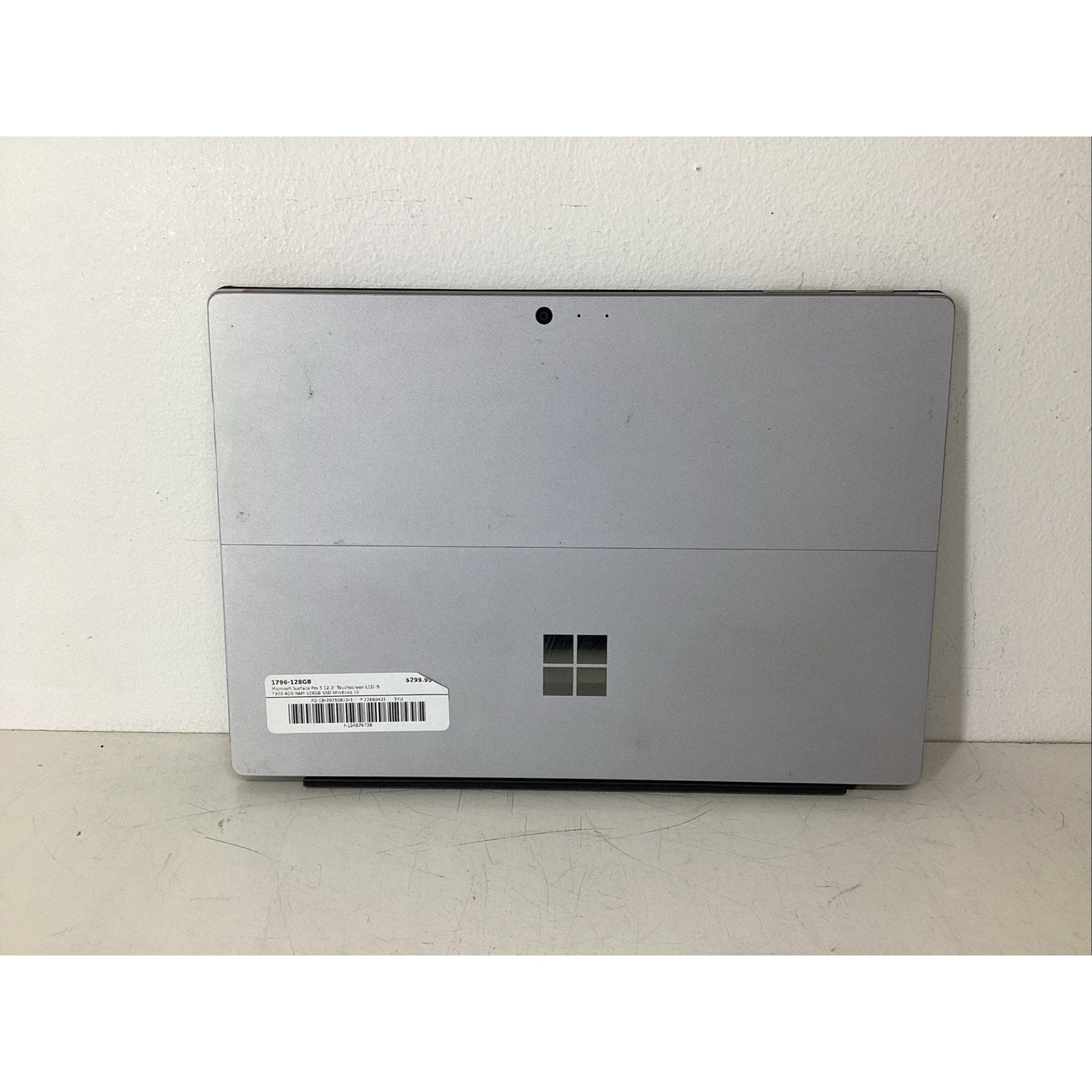 Microsoft Surface Pro 5 1796 12.3" Intel i5-7300 4GB RAM 128GB SSD Win 10