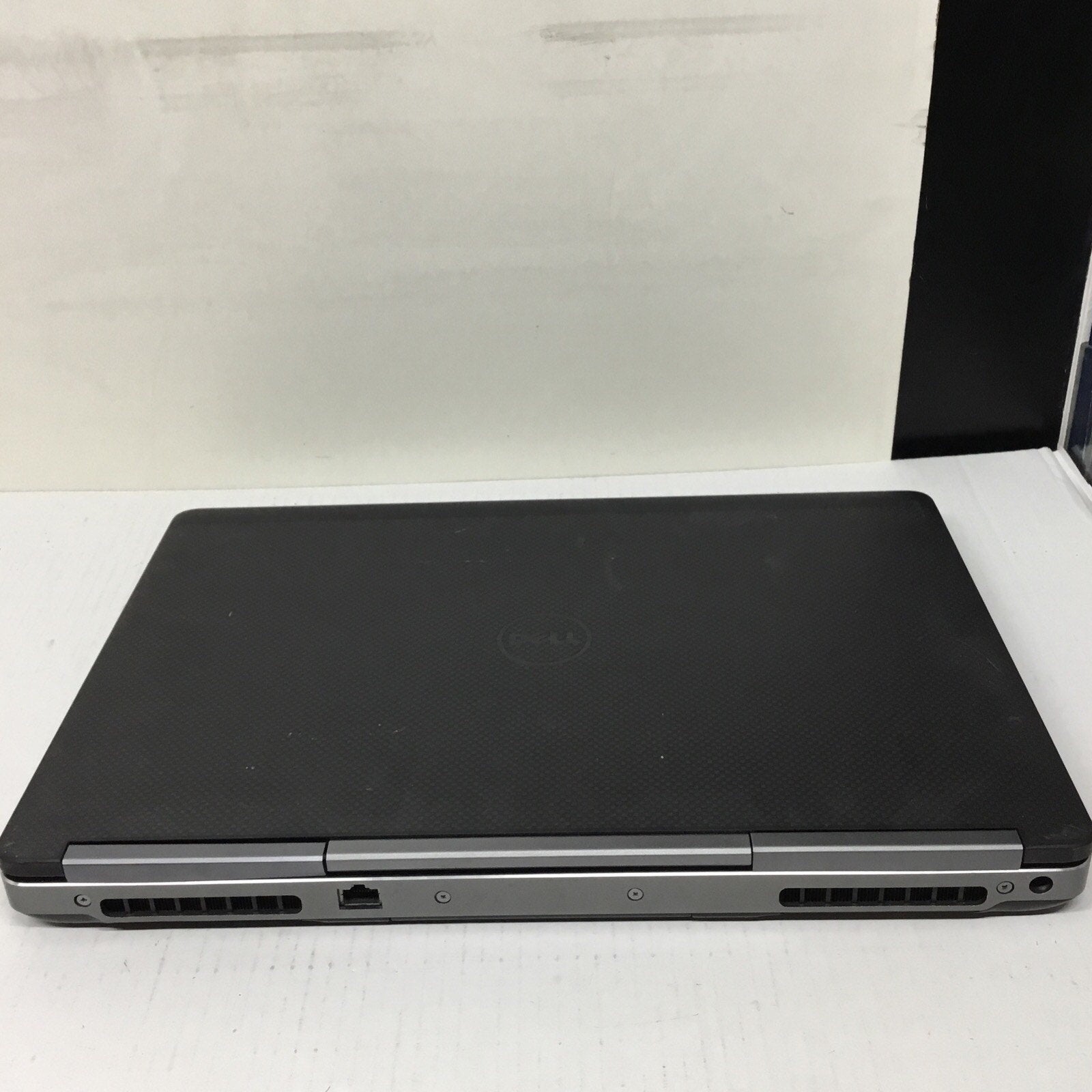 Dell Precision 7520 i7-7920HQ 3.10GHz 16GB Ram DDR4 No HDD No Adapter