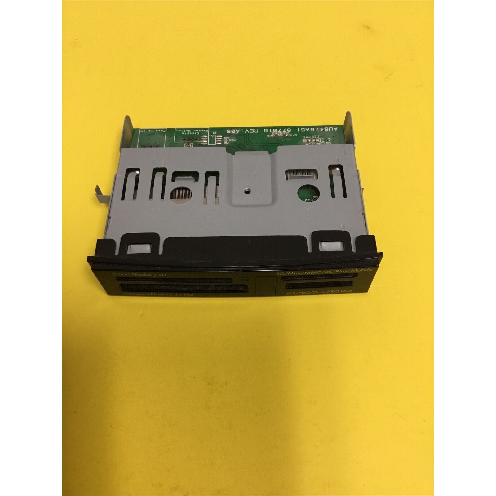 HP Pavilion 504857-001 15-In-1 Media Memory Card Reader