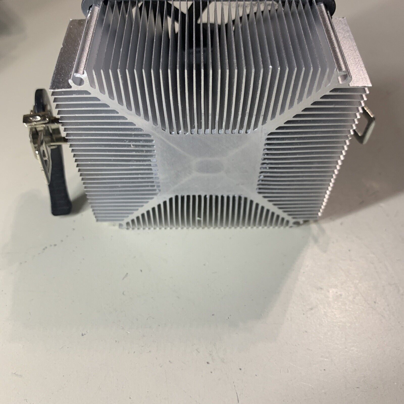 AMD Z7UH01R101 Socket FM1/AM3+/AM3/AM2+/AM2/1207/940/939/754 Aluminum Heat Sink