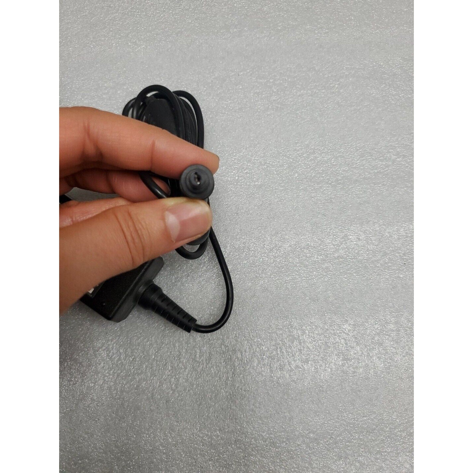 Liteon Dell PA-1300-04 MNX47 0MNX47 Power Adapter Cord 19V 1.58A 30W NSW23579