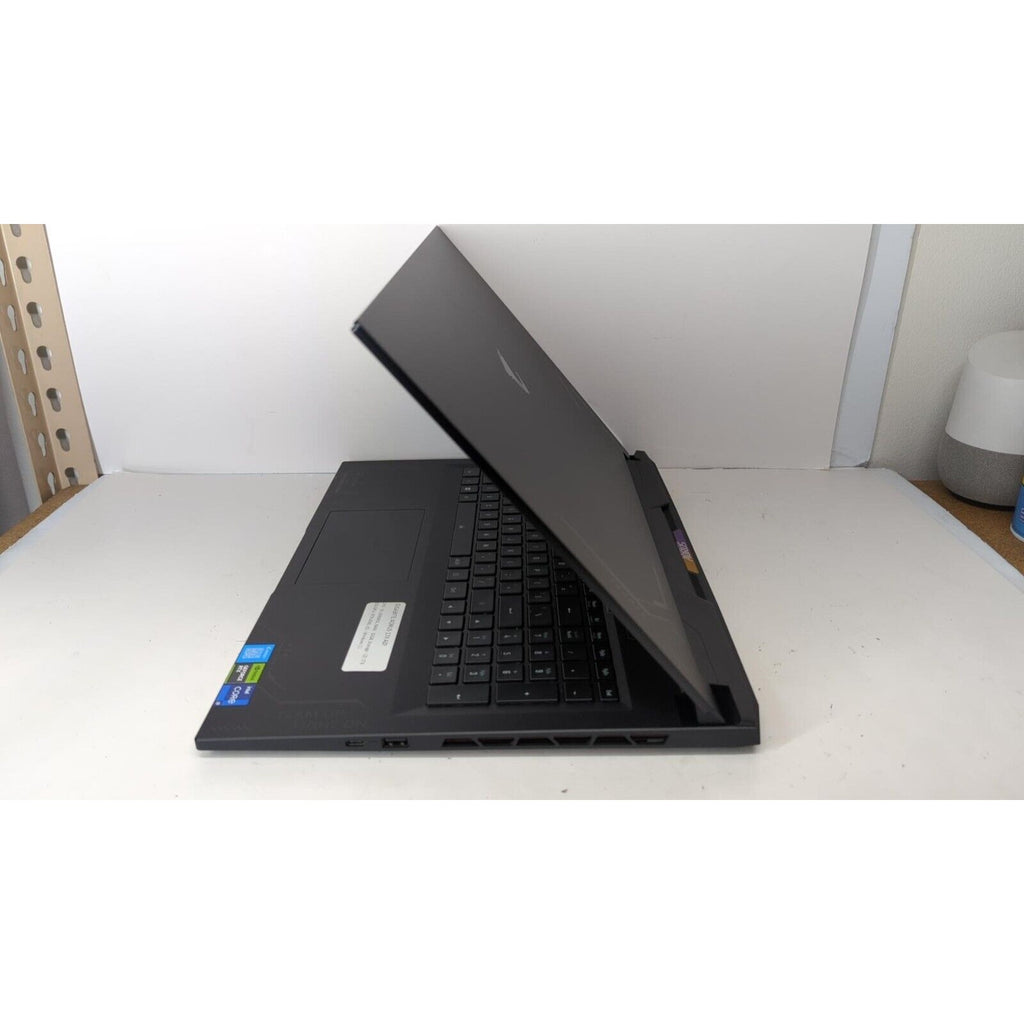 GIGABYTE AORUS 17X - i9-13900HX, 32GB RAM, RTX 4090, 2x 1TB SSD (AZF-B5US665SP)