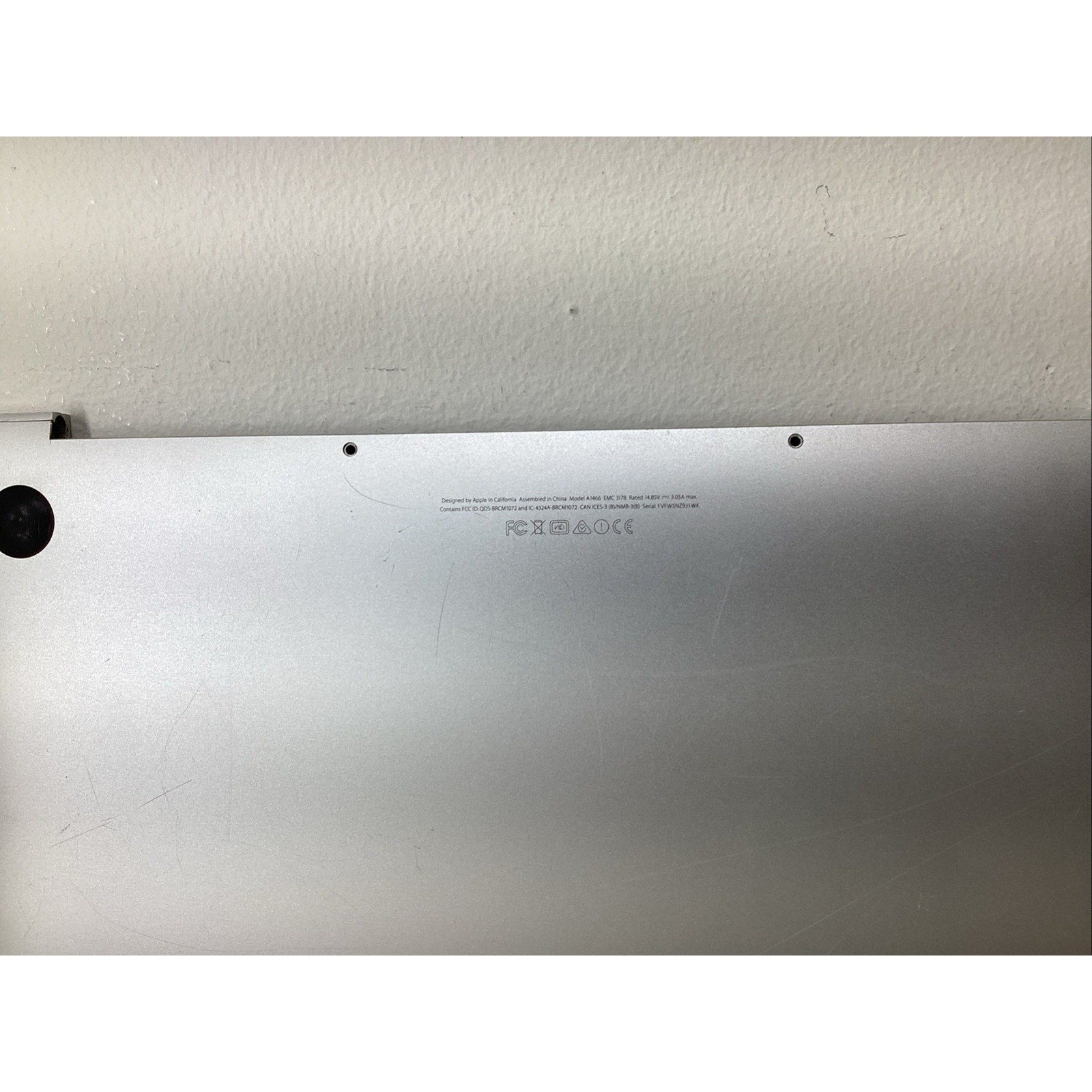 Apple MacBook Air A1466 13" Laptop Intel Duo Core Palmrest Assembly - For Parts