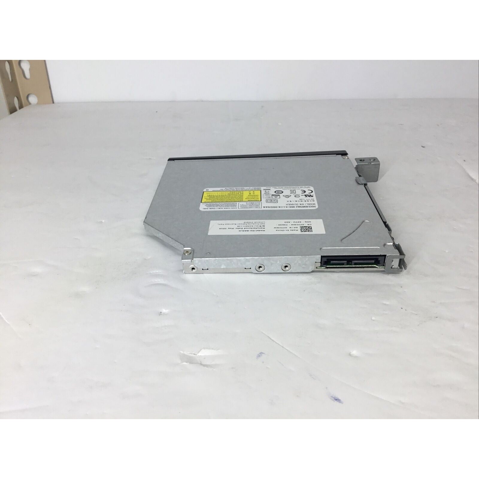 Dell DVD Drive DU-8A5LH CN-0YYCRW-73639-65Q-6EYU-A03